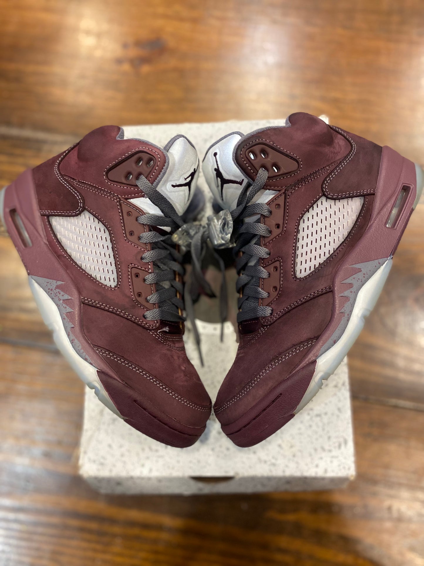 Jordan 5 Retro Burgundy PRE-OWNED