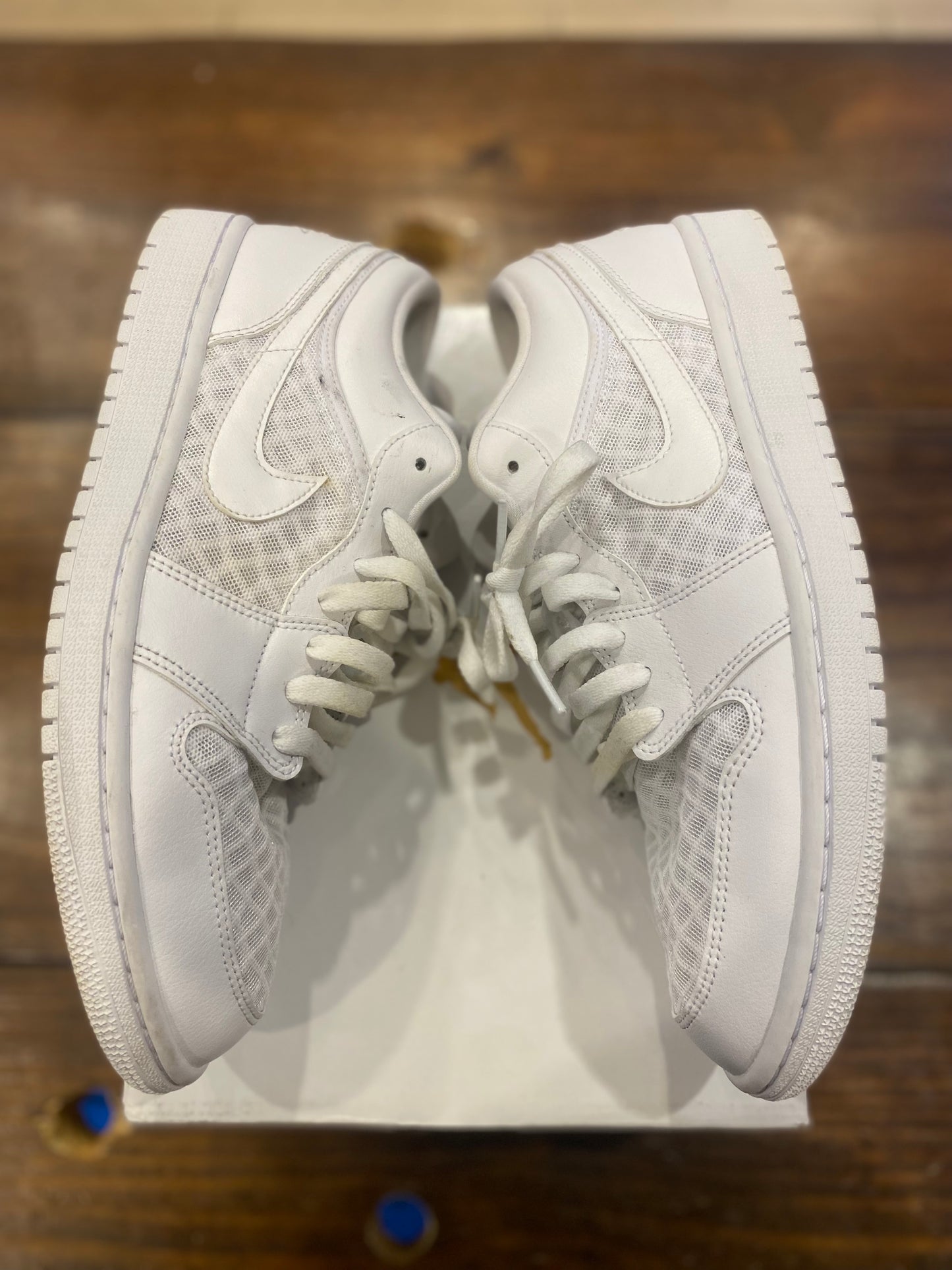 Wmns Jordan 1 Retro Low Breathe Triple White PRE-OWNED