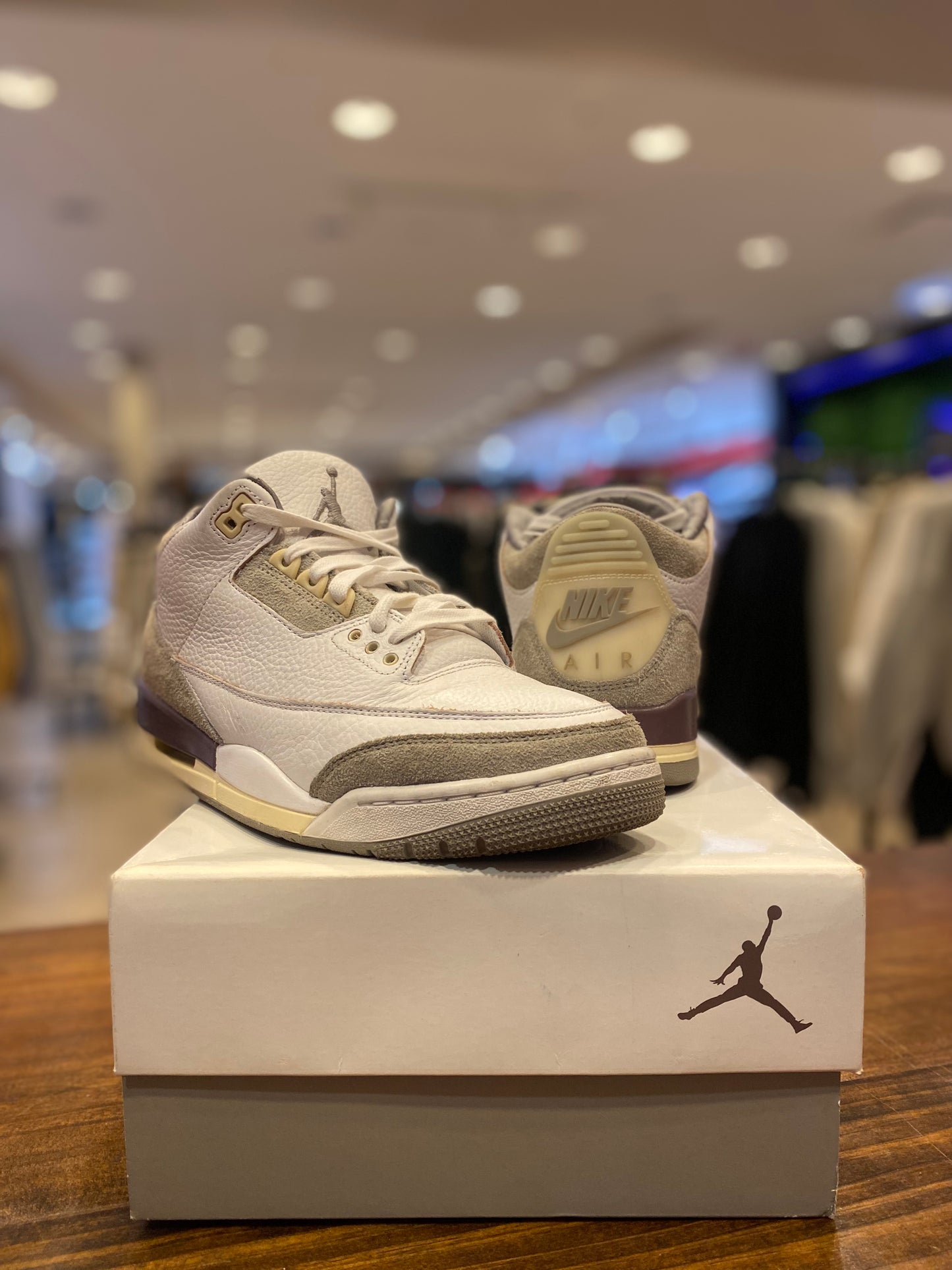 A Ma Maniere X Wmns Jordan 3 Retro SP PRE-OWNED