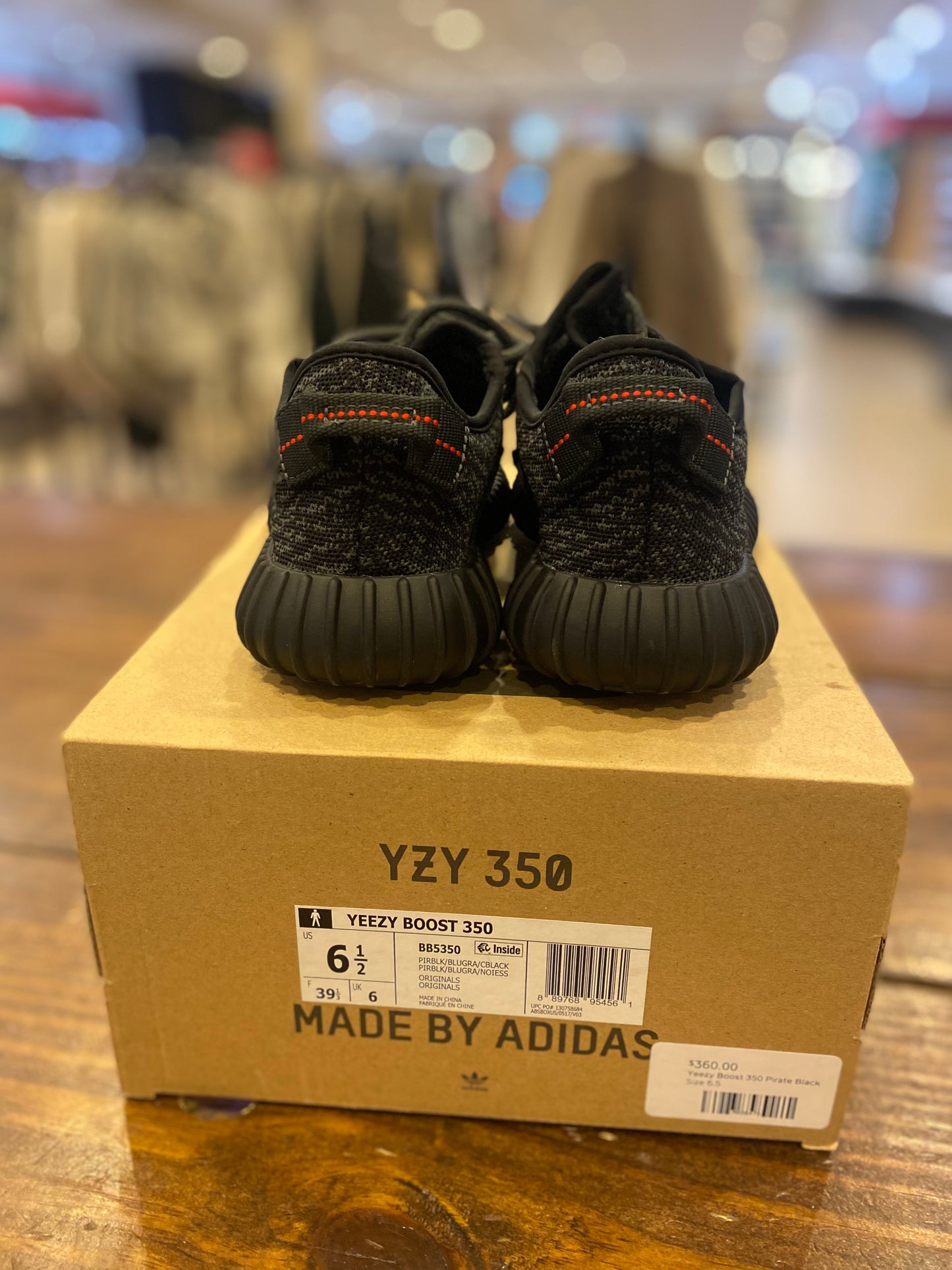 Yeezy Boost 350 Pirate Black 2023 PRE-OWNED