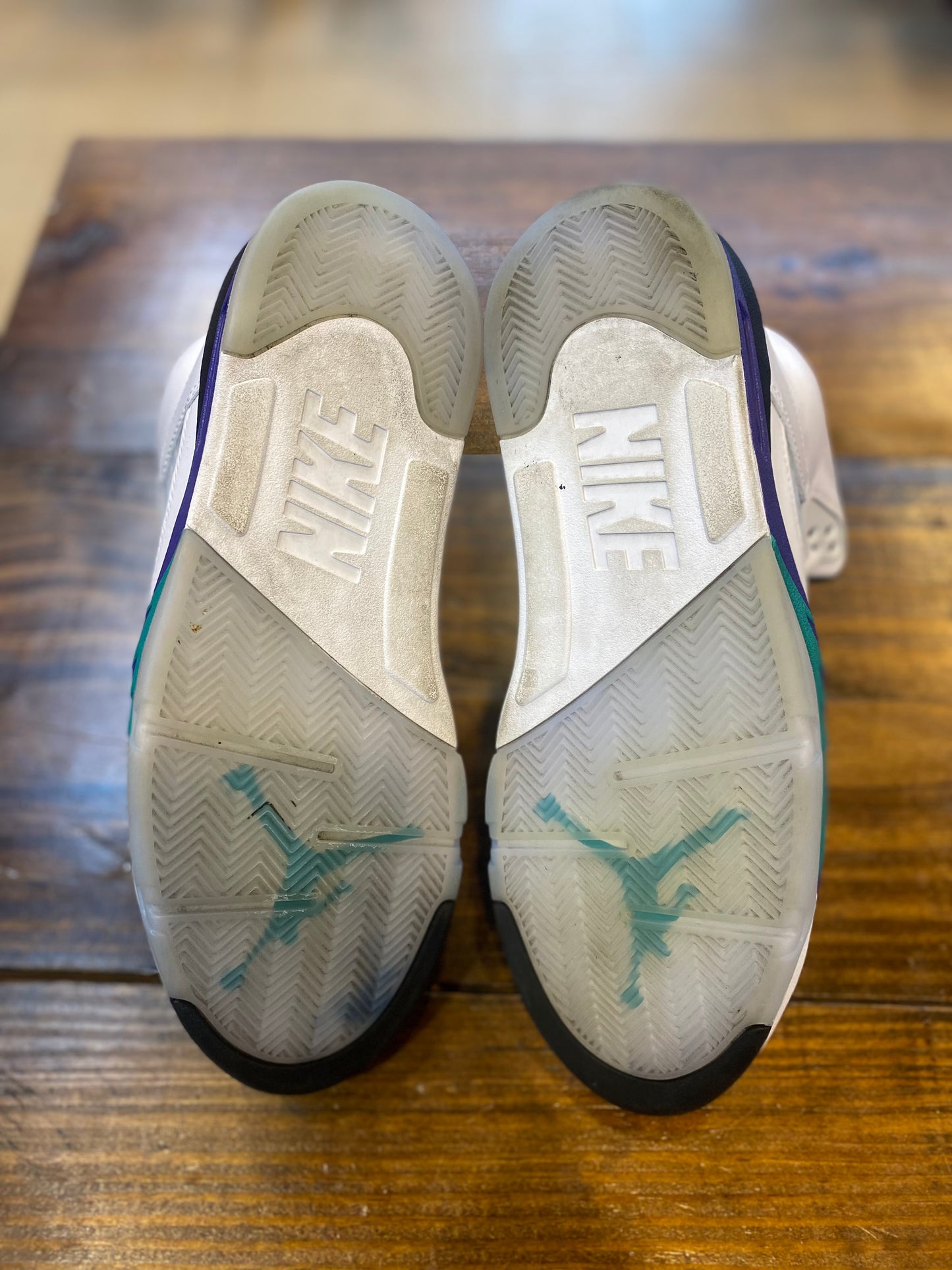 Jordan 5 Retro Grape 2025 PRE-OWNED