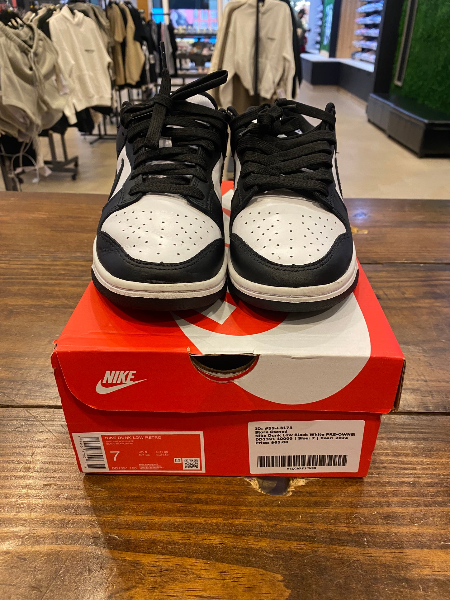 Nike Dunk Low Black White PRE-OWNED