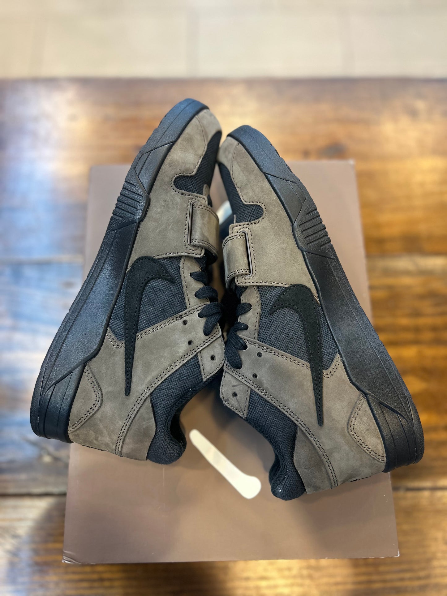 Travis Scott X Jordan Jumpman Jack TR Dark Mocha PRE - OWNED