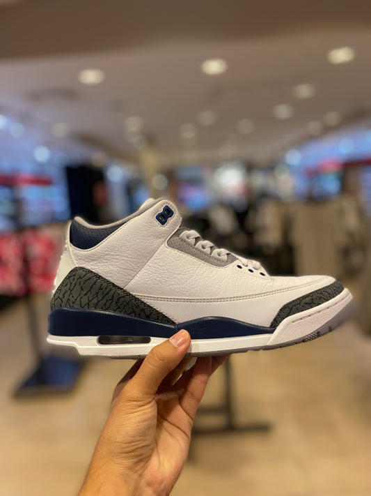 Pre Owned Jordan 3 Retro Midnight Navy