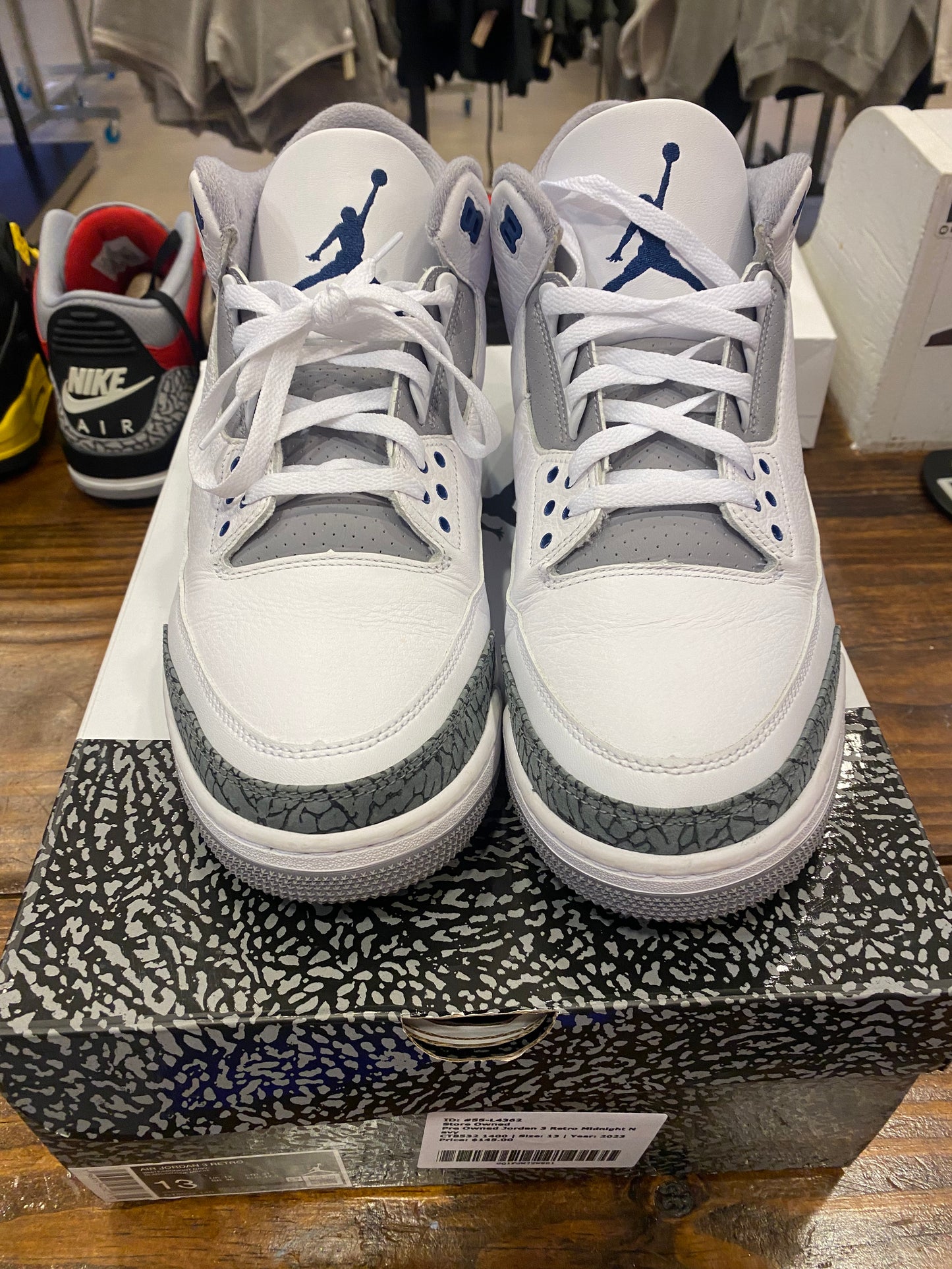 Pre Owned Jordan 3 Retro Midnight Navy