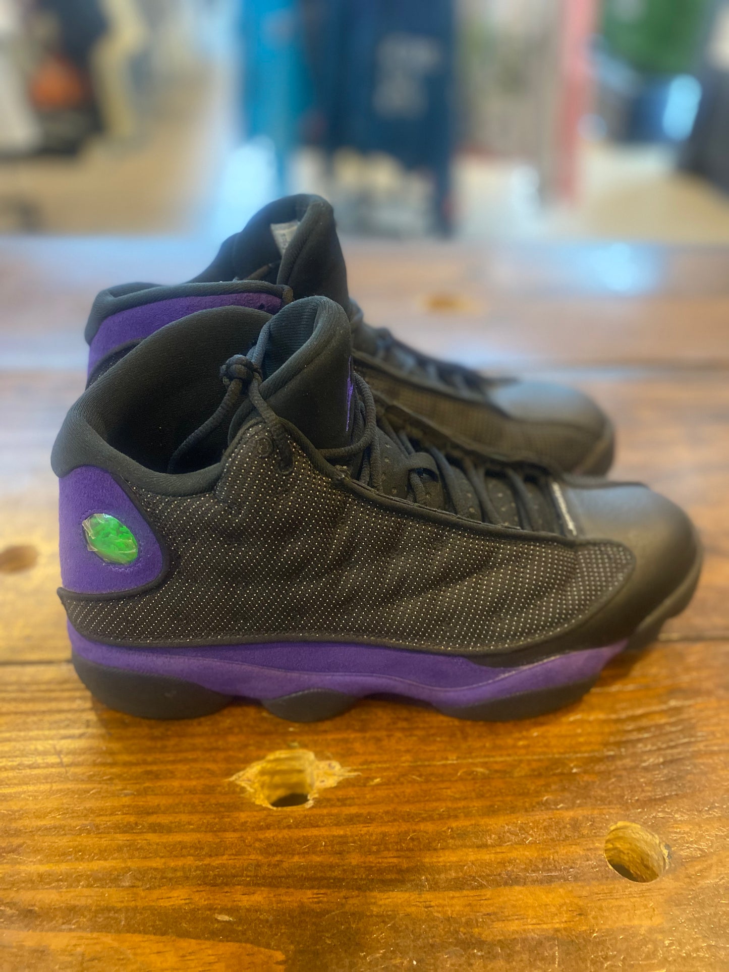 Jordan 13 Retro Court Purple pre owned