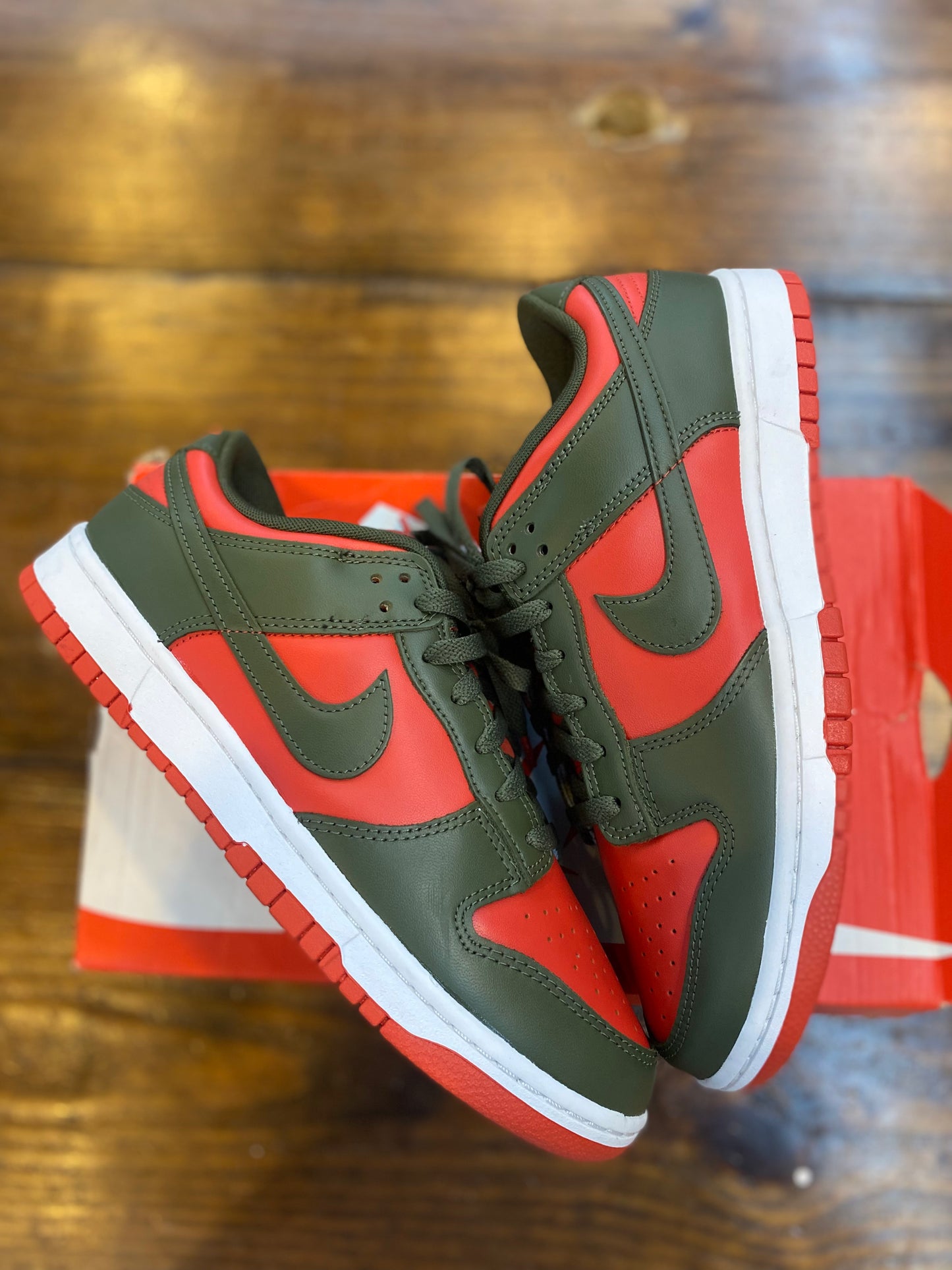 Dunk Low Cargo Khaki Mystic Red PRE OWNED