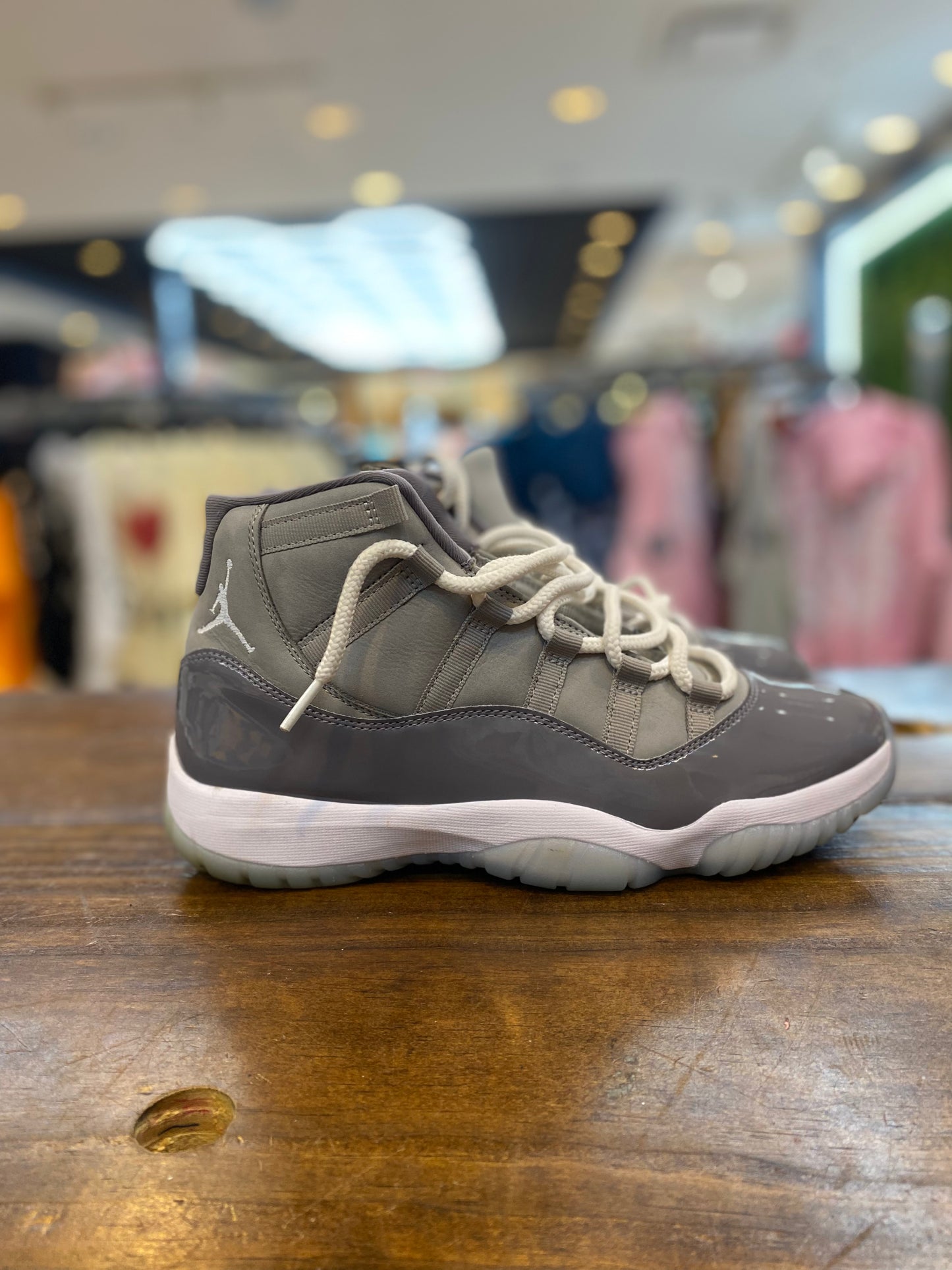 Jordan 11 Retro Cool Grey 2021 PRE OWNED