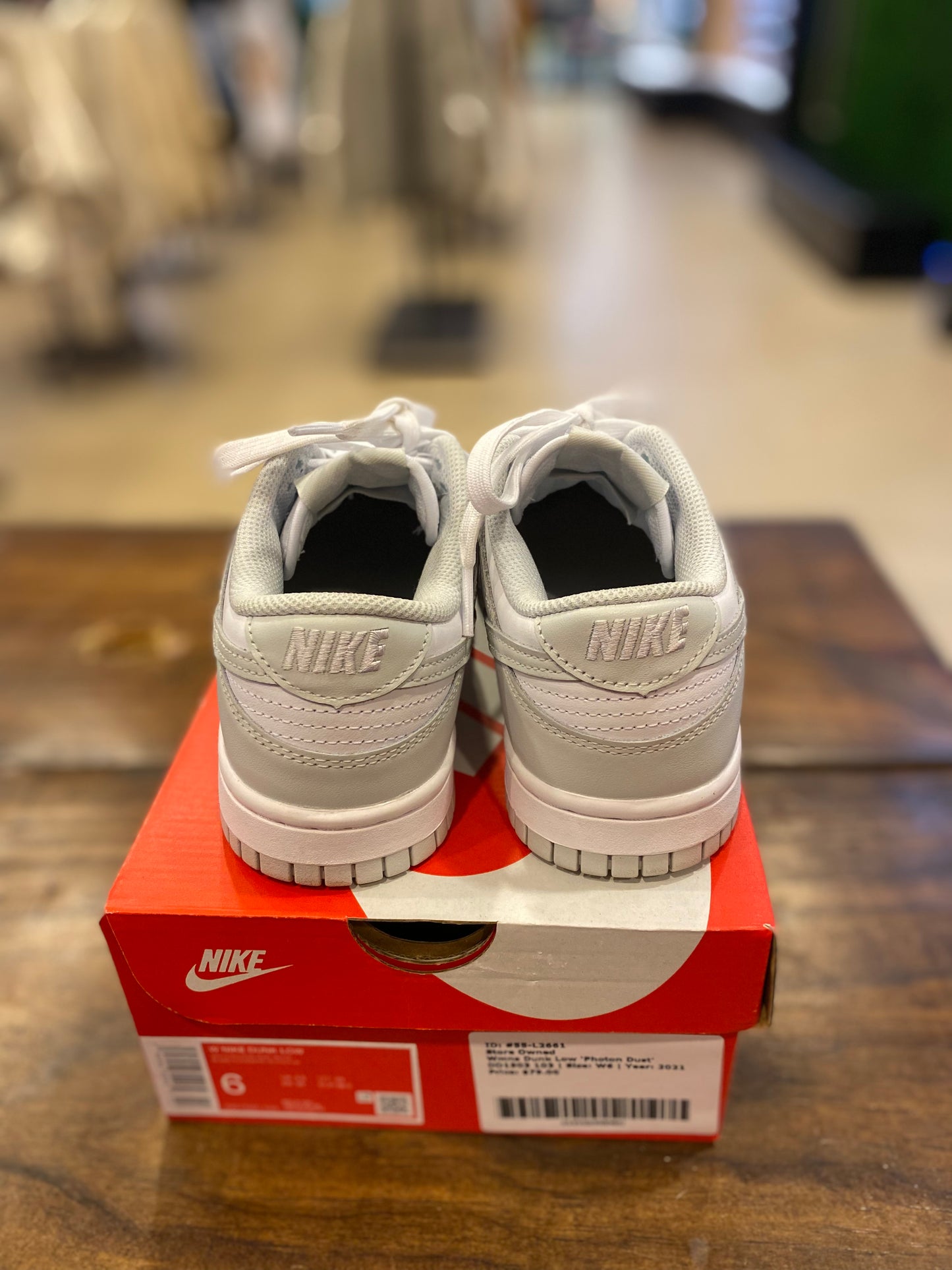 Wmns Dunk Low Photon Dust PRE-OWNED