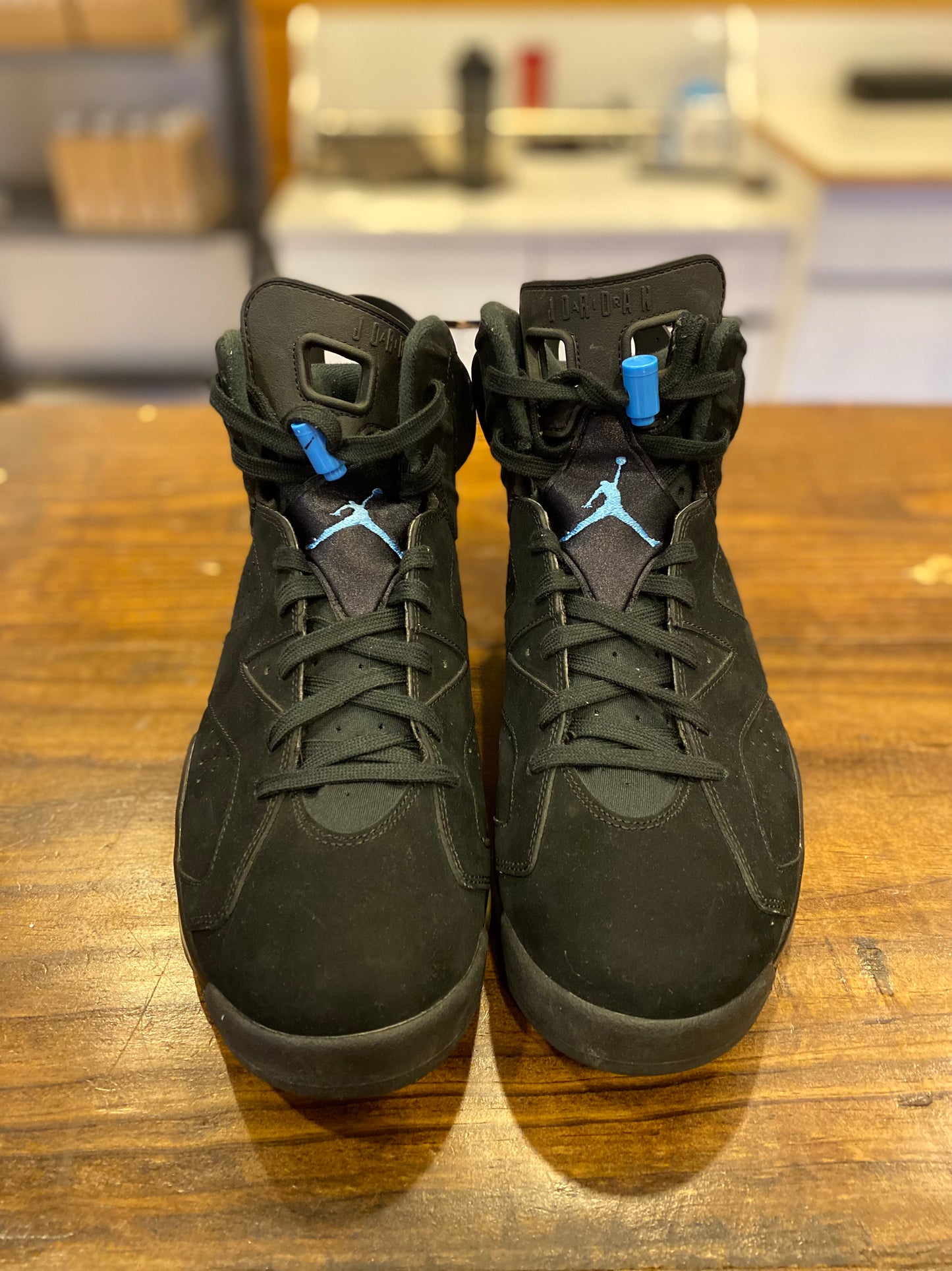 Air Jordan 6 Retro UNC PRE-OWNED