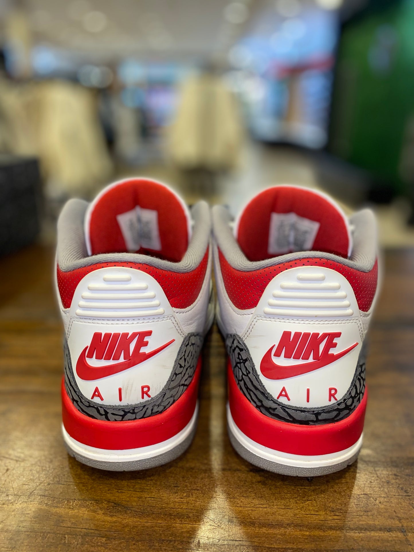 Air Jordan 3 Retro Fire Red PRE-OWNED