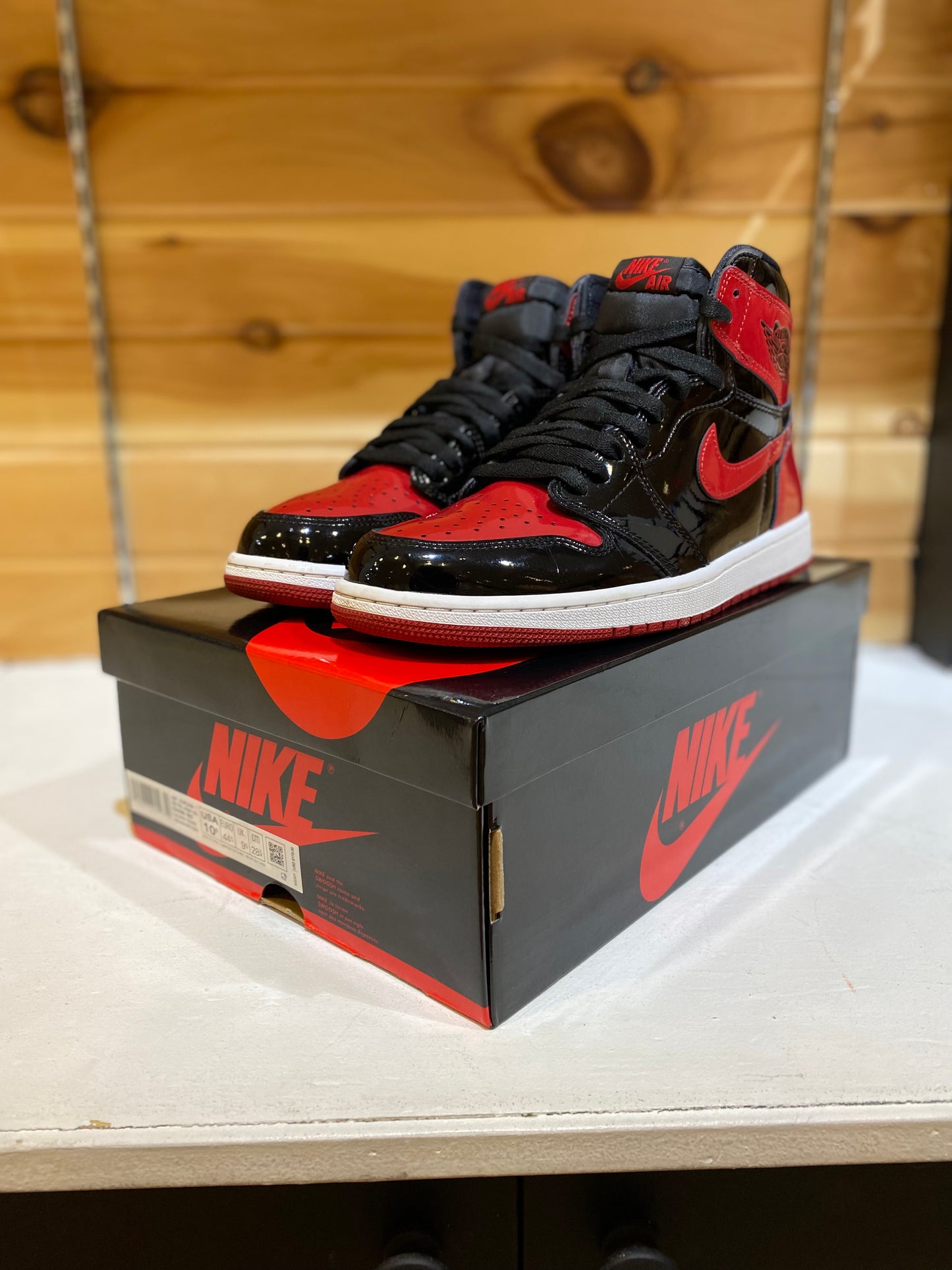 Air Jordan 1 Retro High OG Patent Bred PRE-OWNED