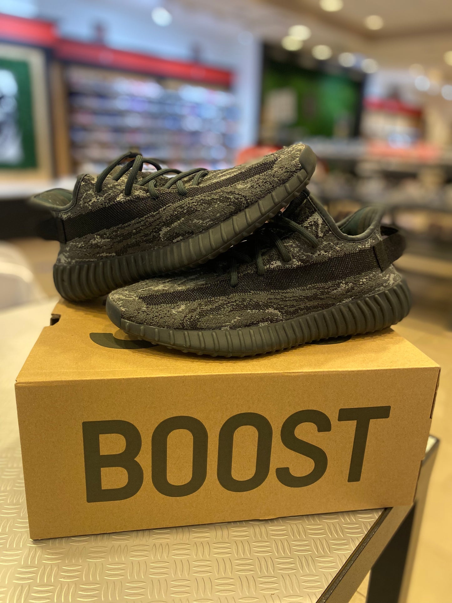 Yeezy Boost 350 V2 MX Dark Salt PRE-OWNED