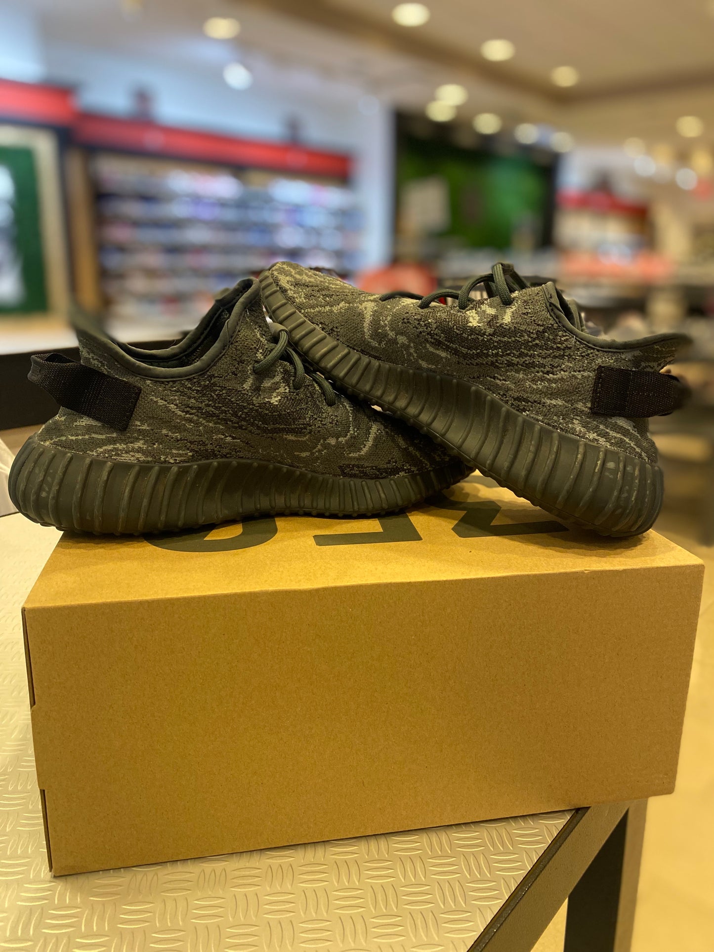 Yeezy Boost 350 V2 MX Dark Salt PRE-OWNED