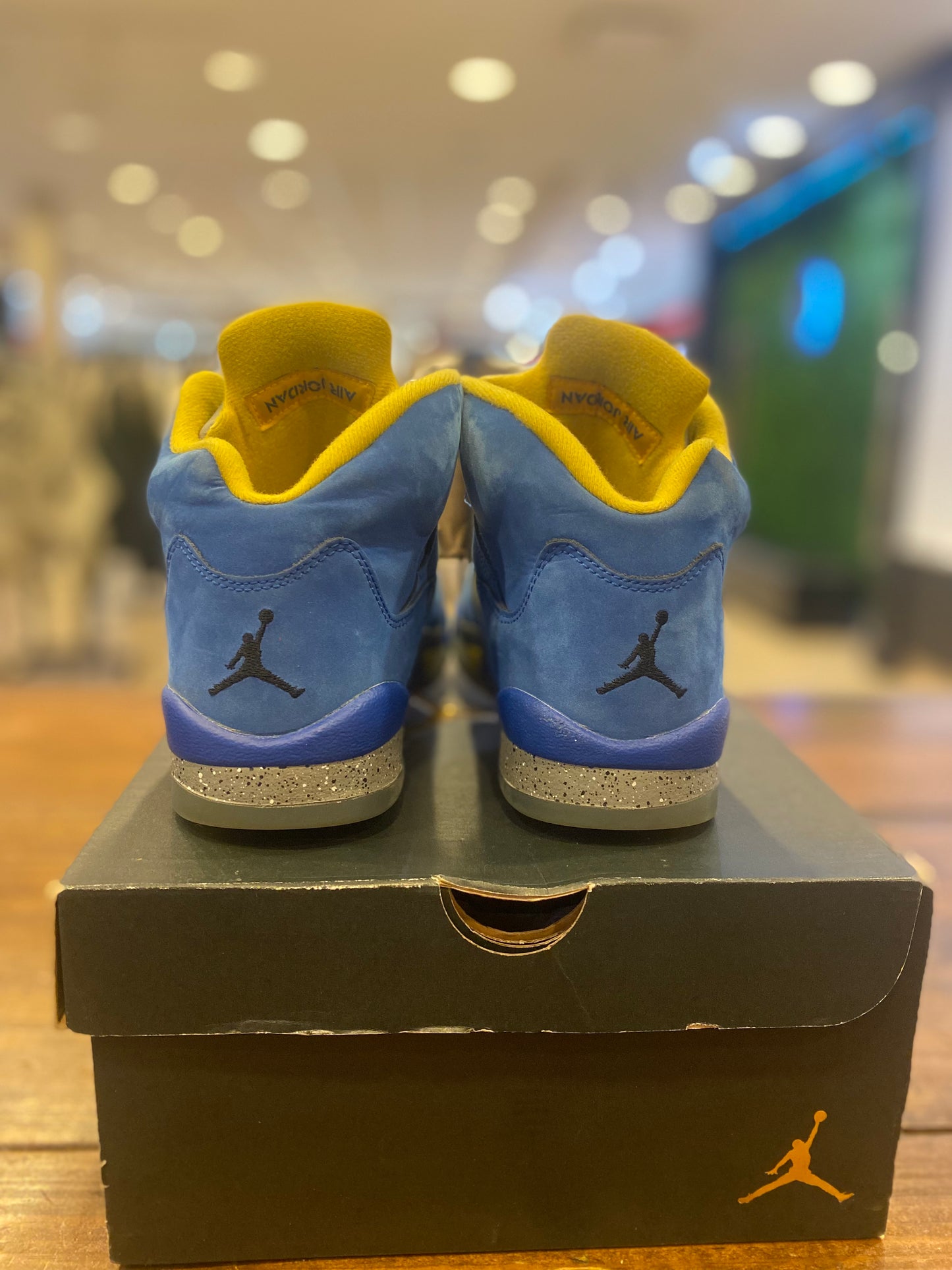 Air Jordan 5 Retro GS Laney PRE-OWNED