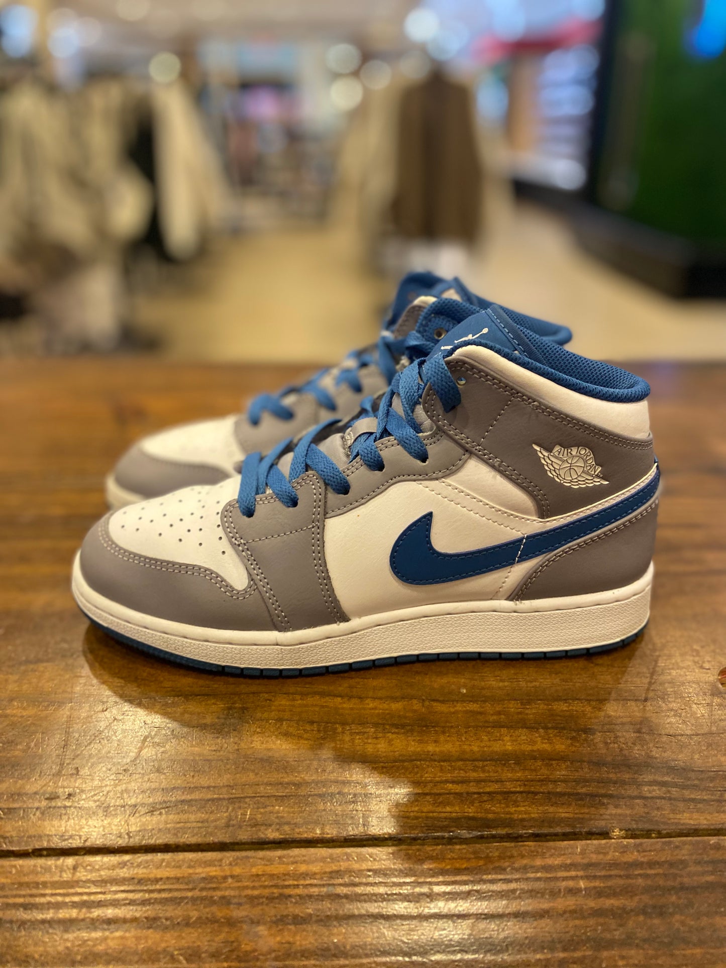 Air Jordan 1 Mid GS Cement True Blue PRE-OWNED