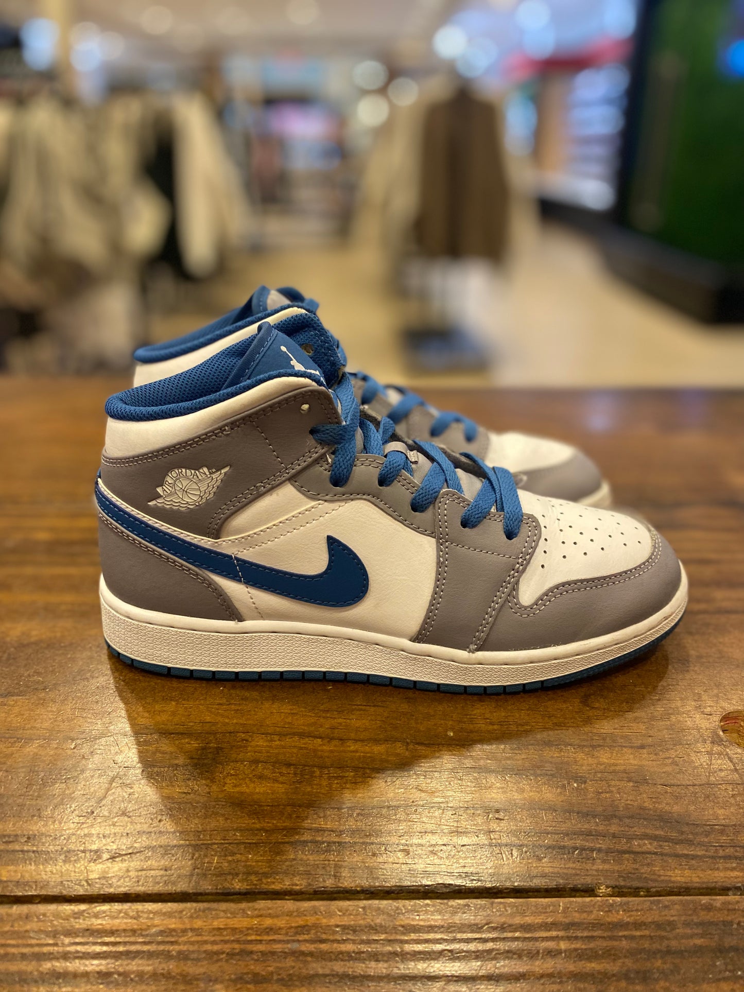 Air Jordan 1 Mid GS Cement True Blue PRE-OWNED