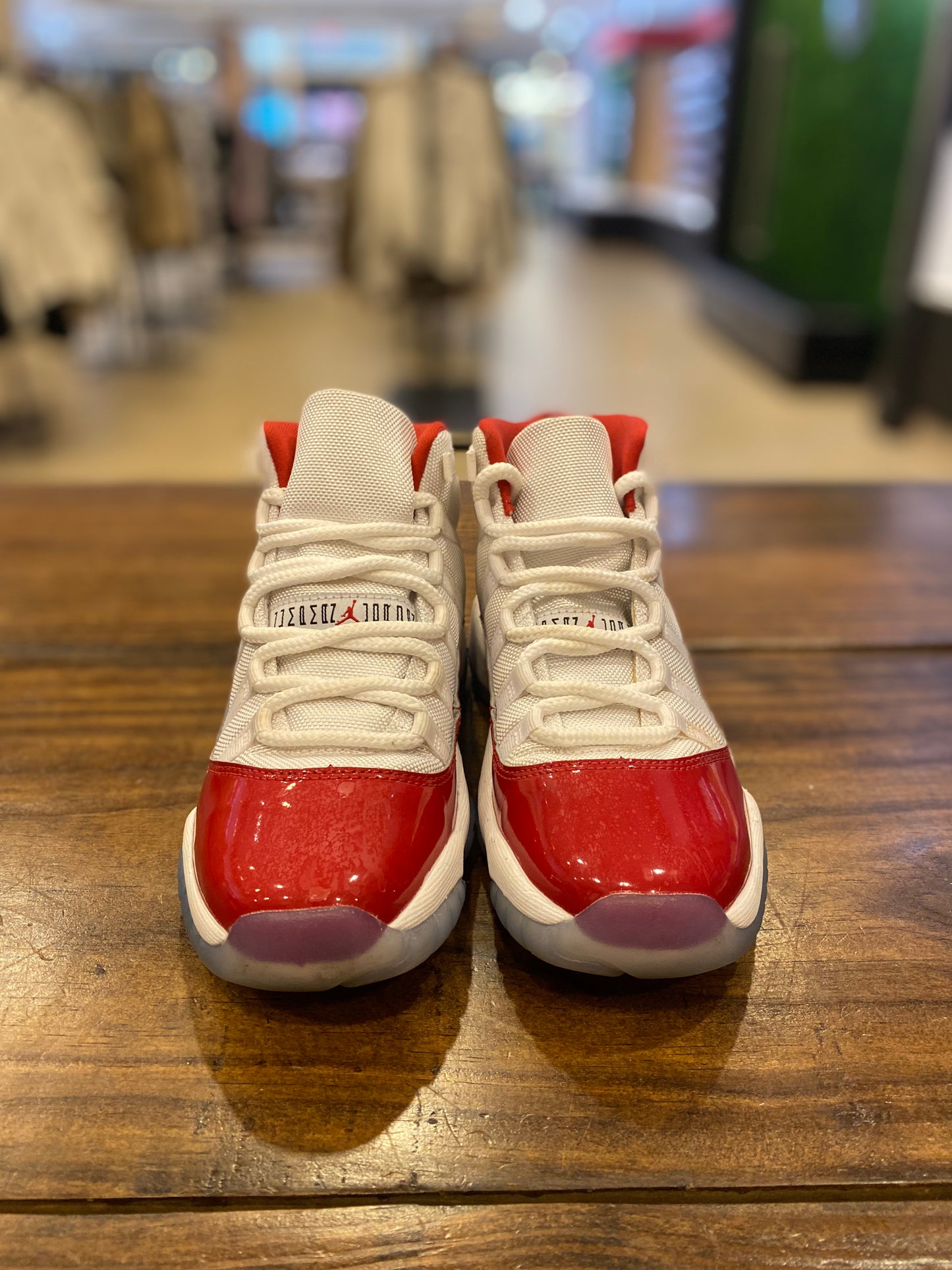 Air Jordan 11 Retro GS Cherry PRE-OWNED