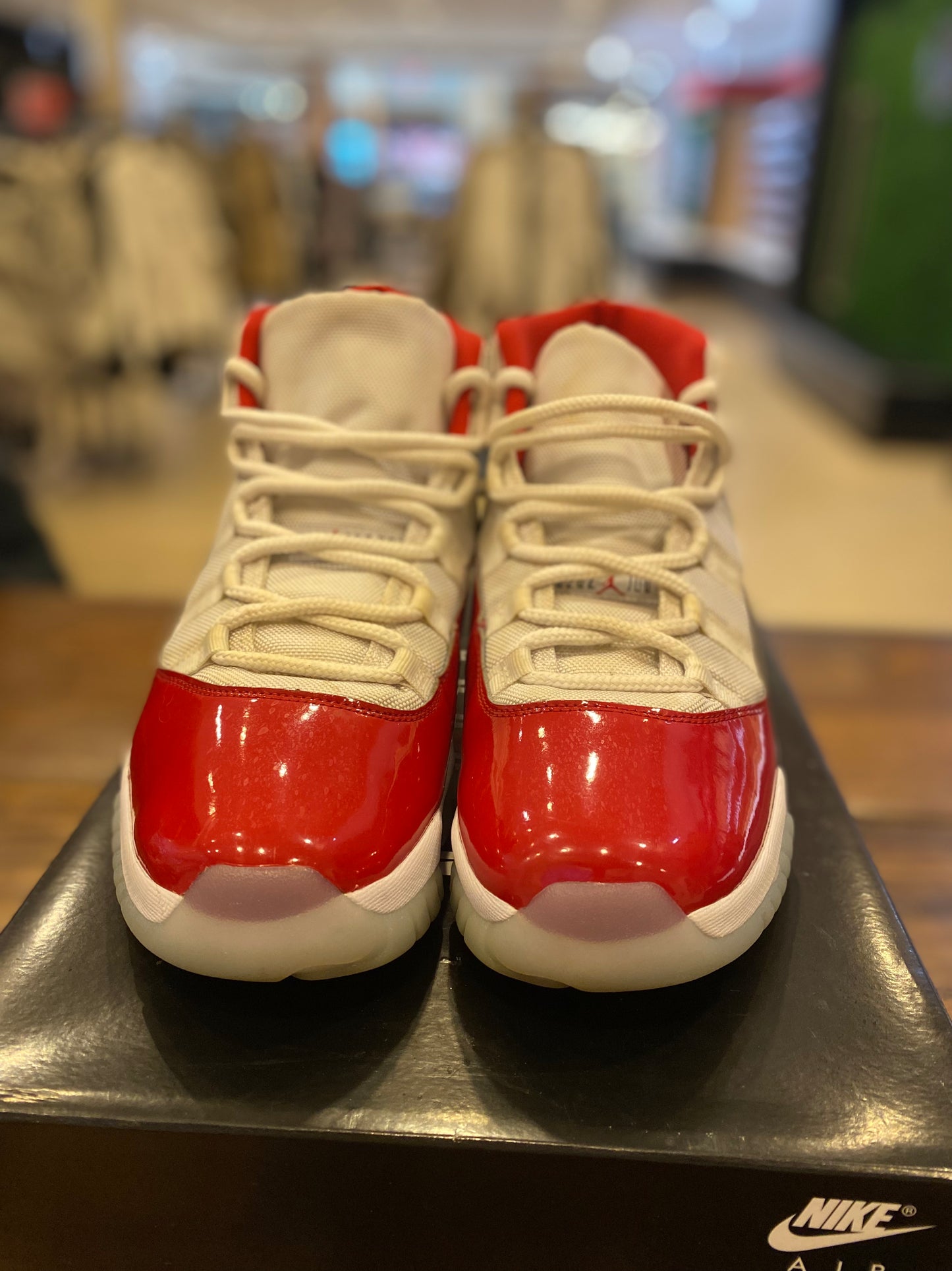 Air Jordan 11 Retro Cherry PRE-OWNED