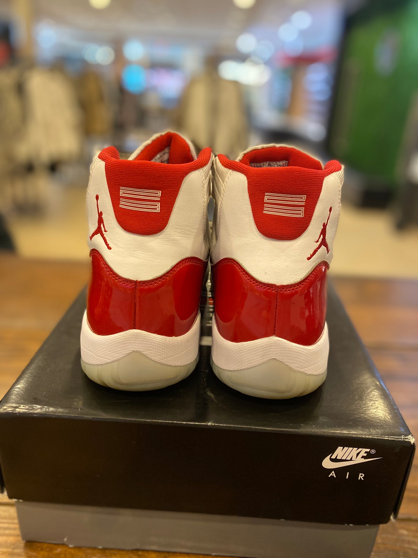 Air Jordan 11 Retro Cherry PRE-OWNED