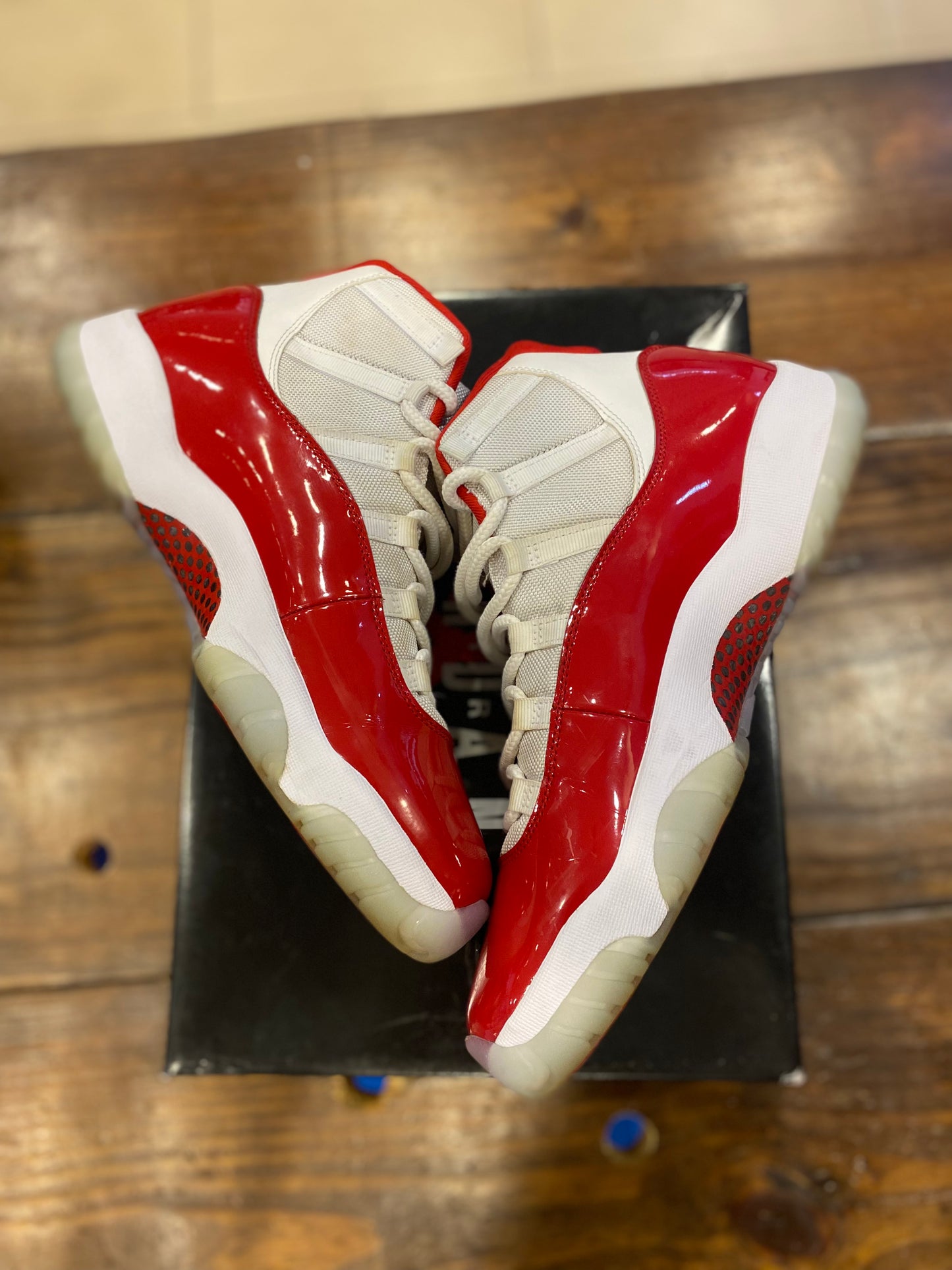 Air Jordan 11 Retro Cherry PRE-OWNED