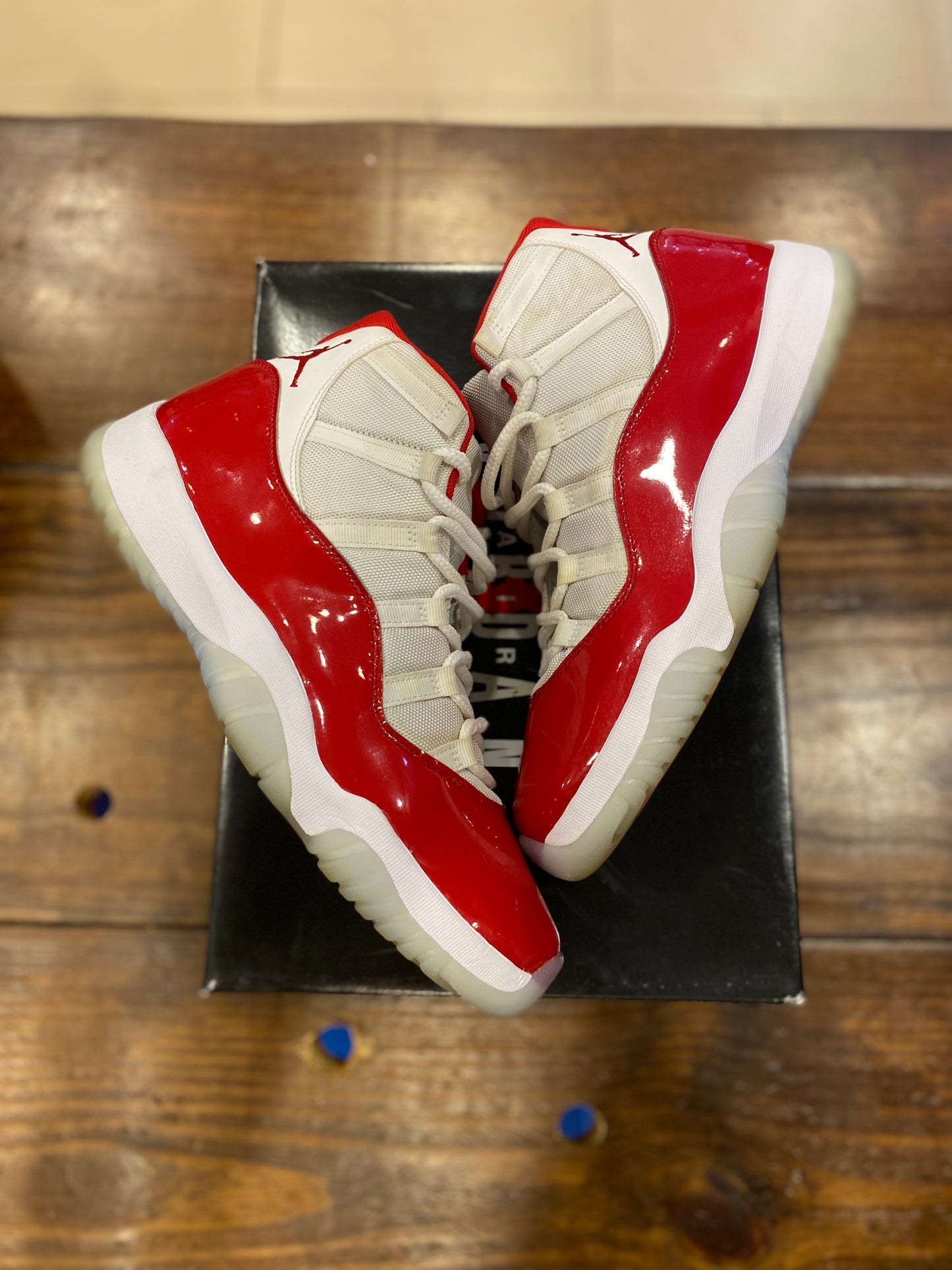 Air Jordan 11 Retro Cherry PRE-OWNED