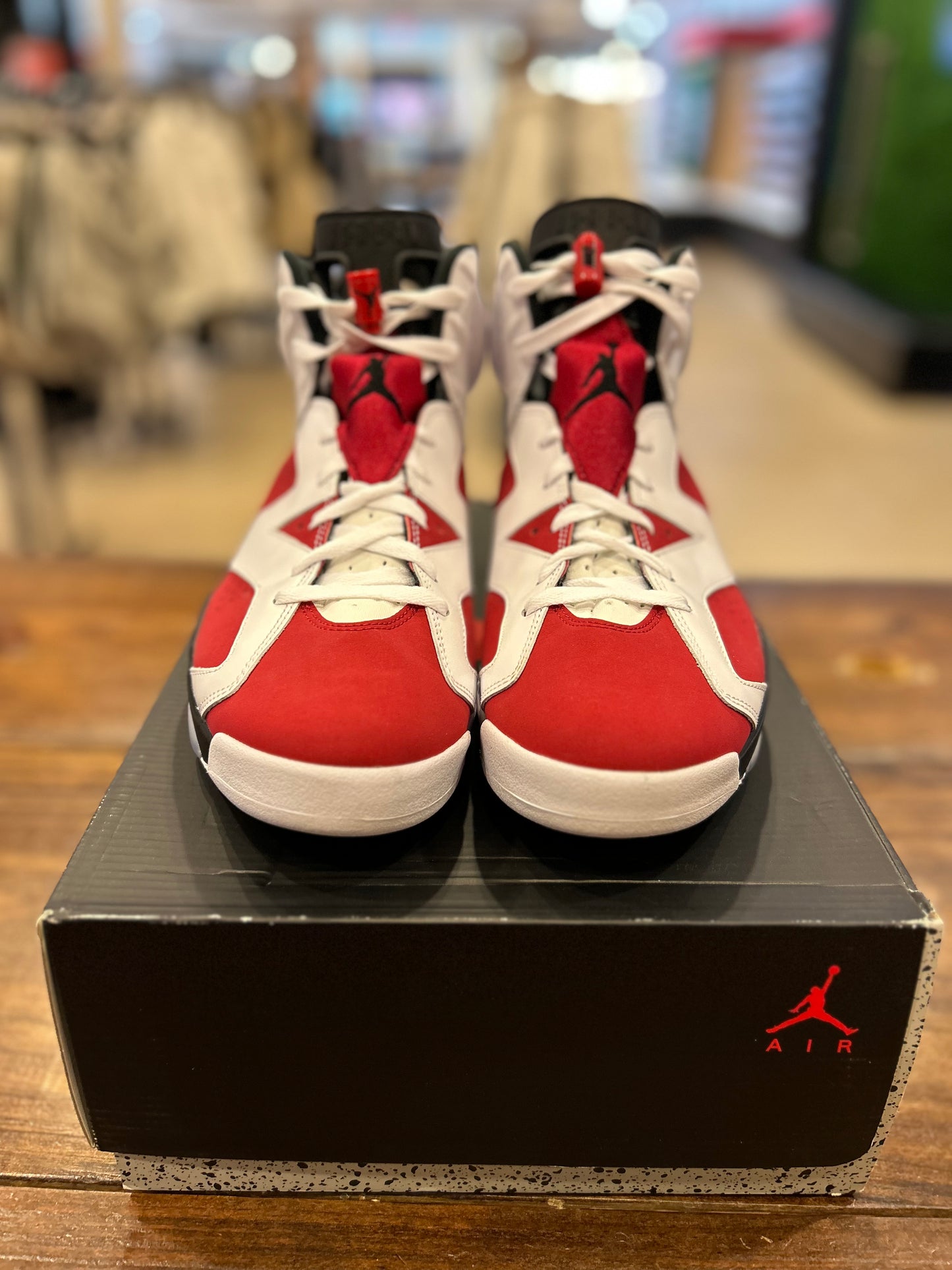 Air Jordan 6 Retro OG Carmine PRE-OWNED