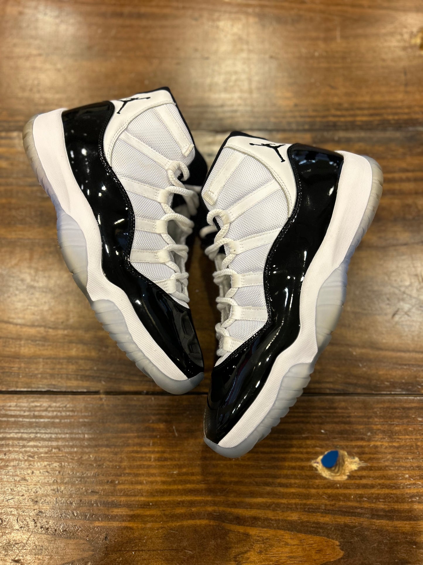 Air Jordan 11 Retro Concord 2018 PRE-OWNED