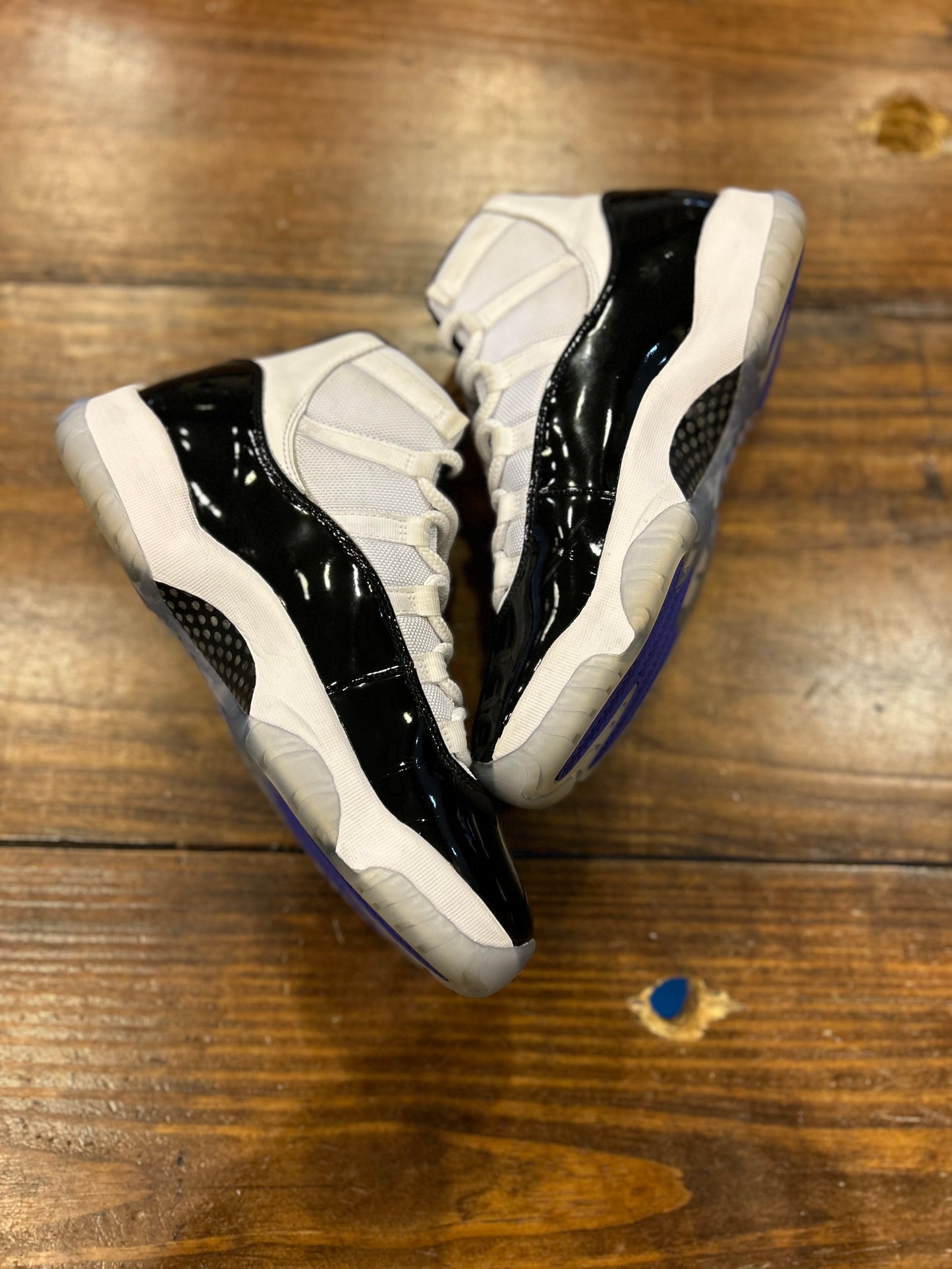 Air Jordan 11 Retro Concord 2018 PRE-OWNED