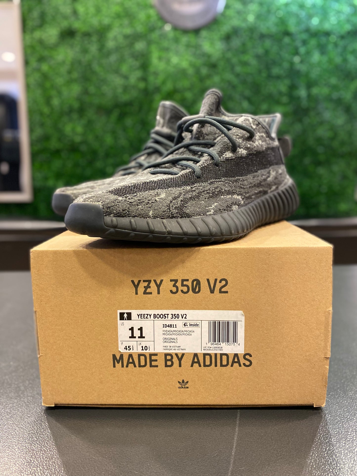 Yeezy Boost 350 V 2 MX Dark Salt PRE-OWNED