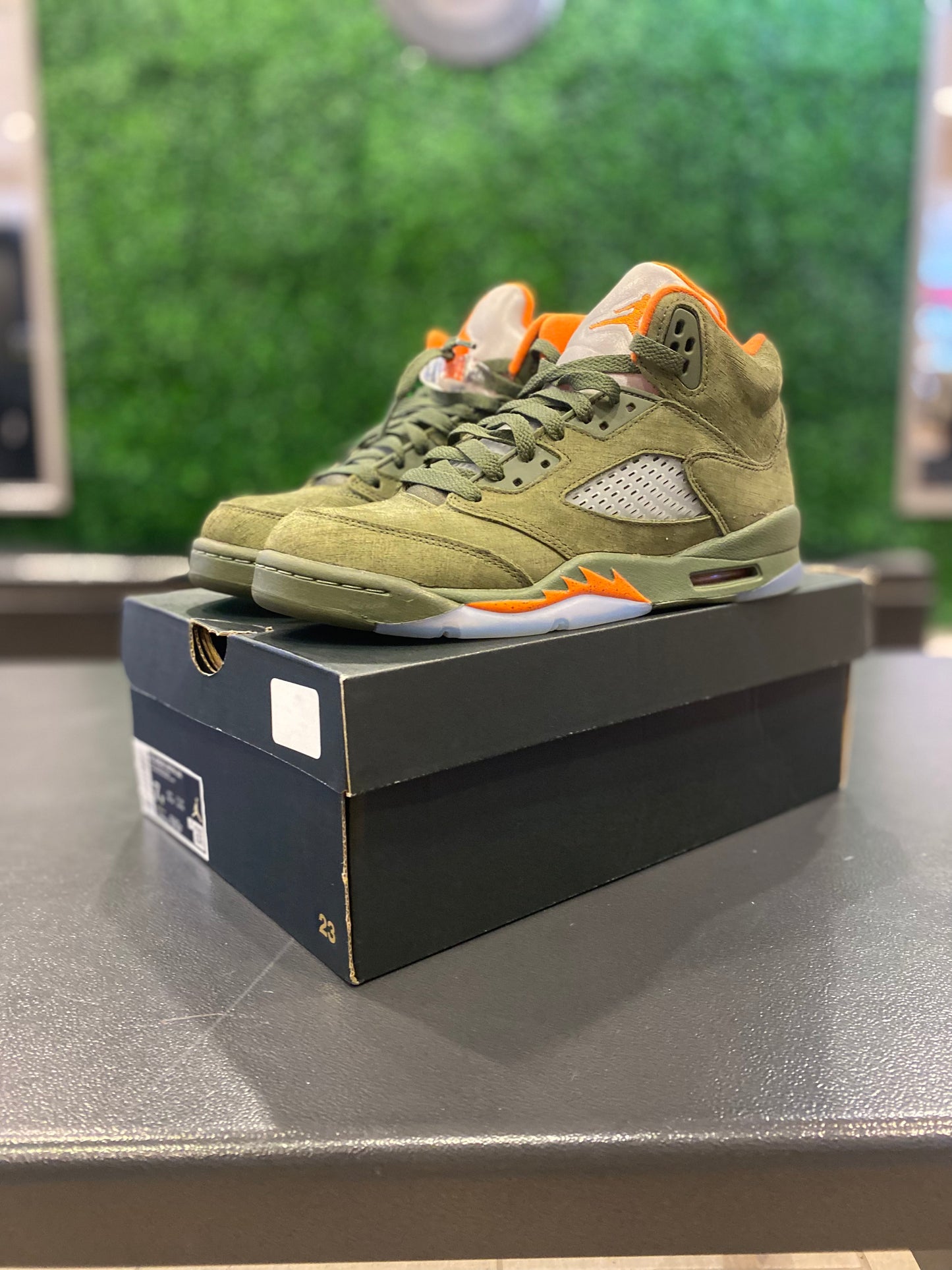 Air Jordan 5 Retro GS Olive PRE-OWNED