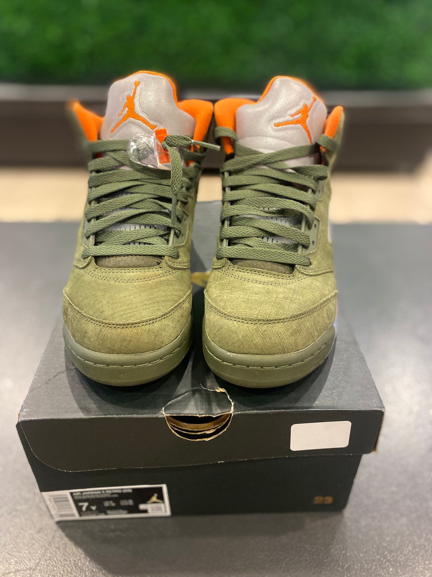 Air Jordan 5 Retro GS Olive PRE-OWNED