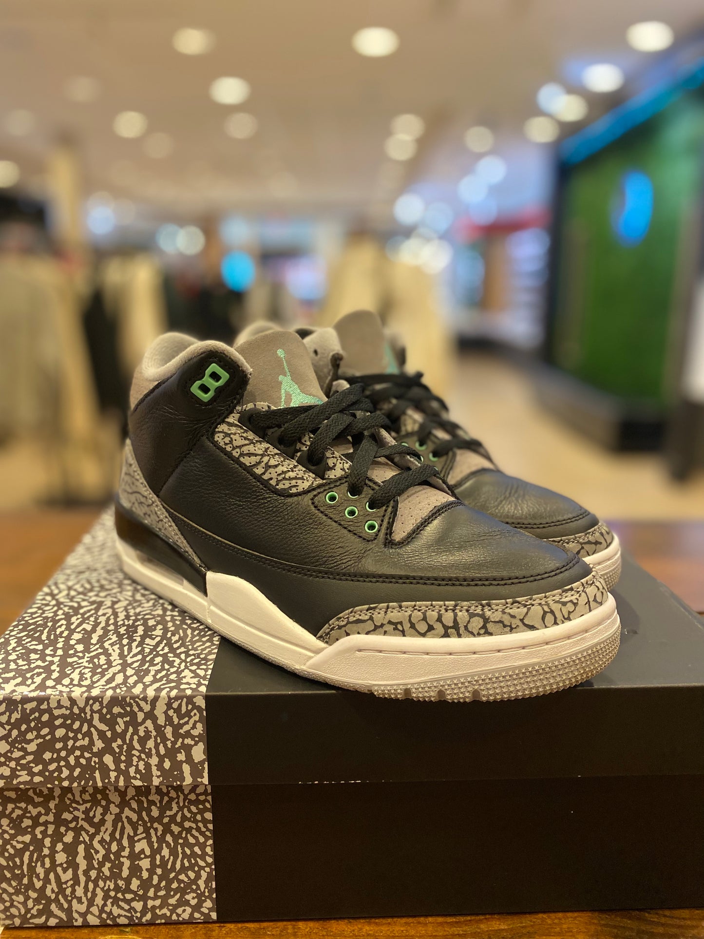 Air Jordan 3 Retro Green Glow