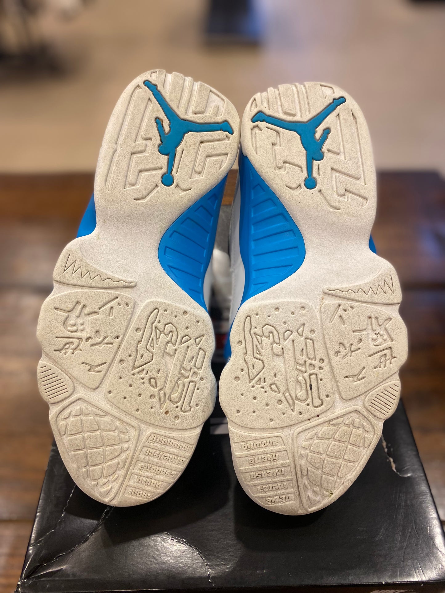 Air Jordan 9 Retro Powder Blue 2024