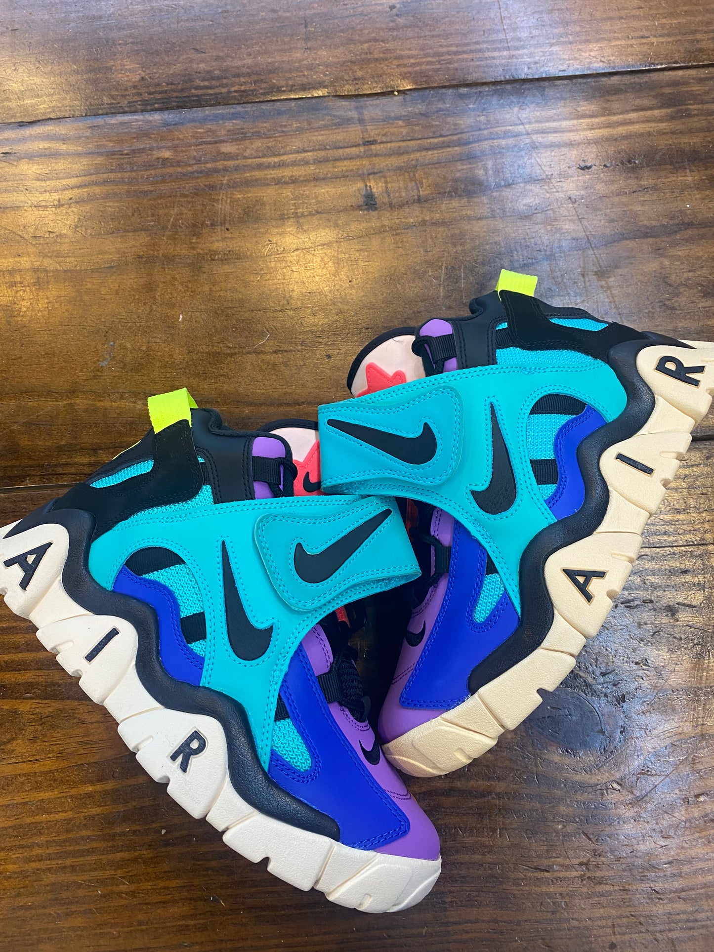 Atmos X Air Barrage Mid Pop The Street PRE OWNED