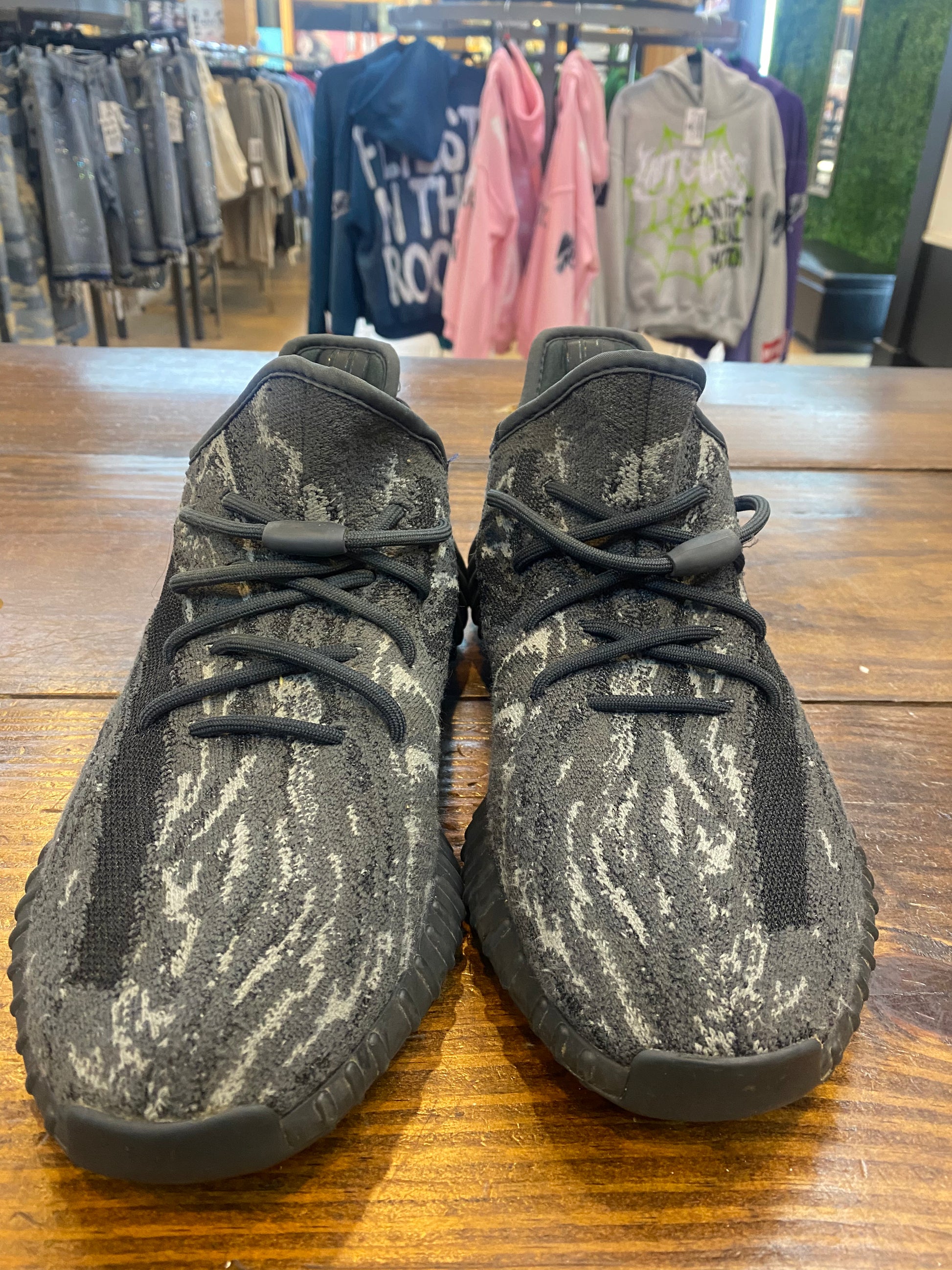Yeezy Boost 350 V 2 MX Dark Salt PRE OWNED