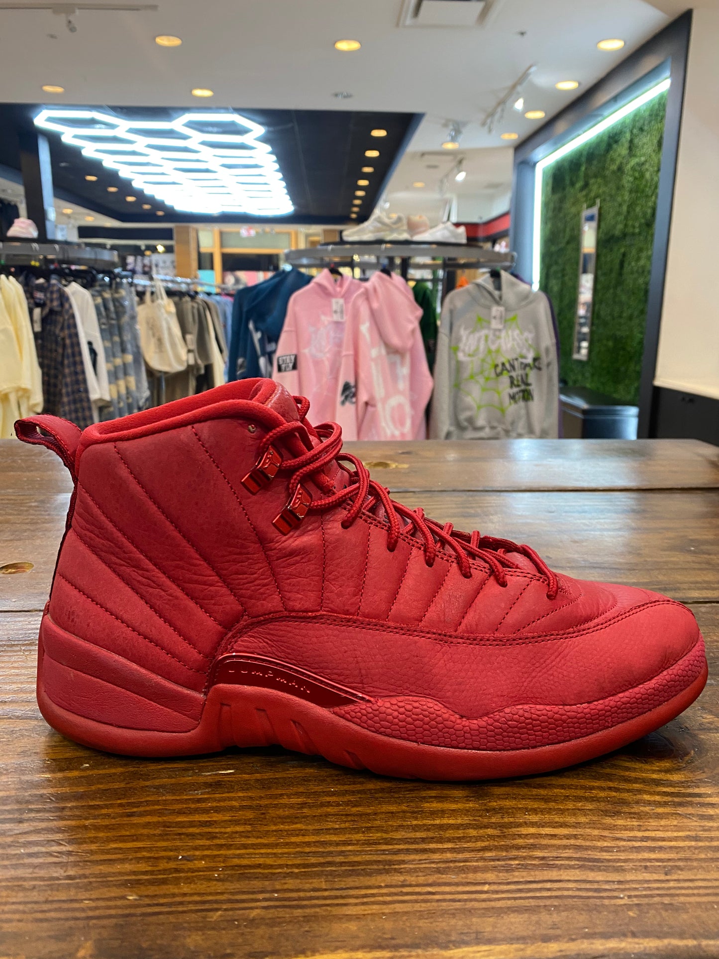 Jordan 12 Retro Gym Red PRE OWNED