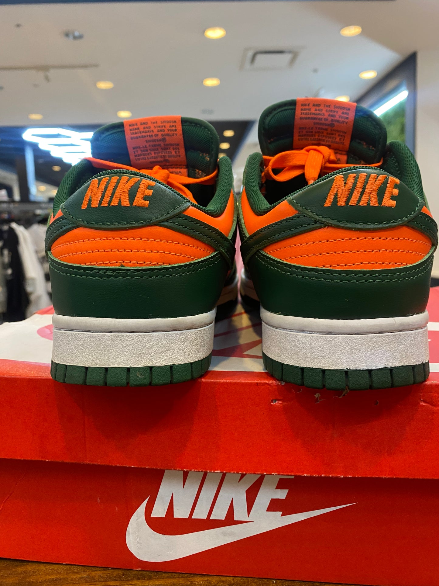 Dunk Low Miami Hurricanes PRE OWNED