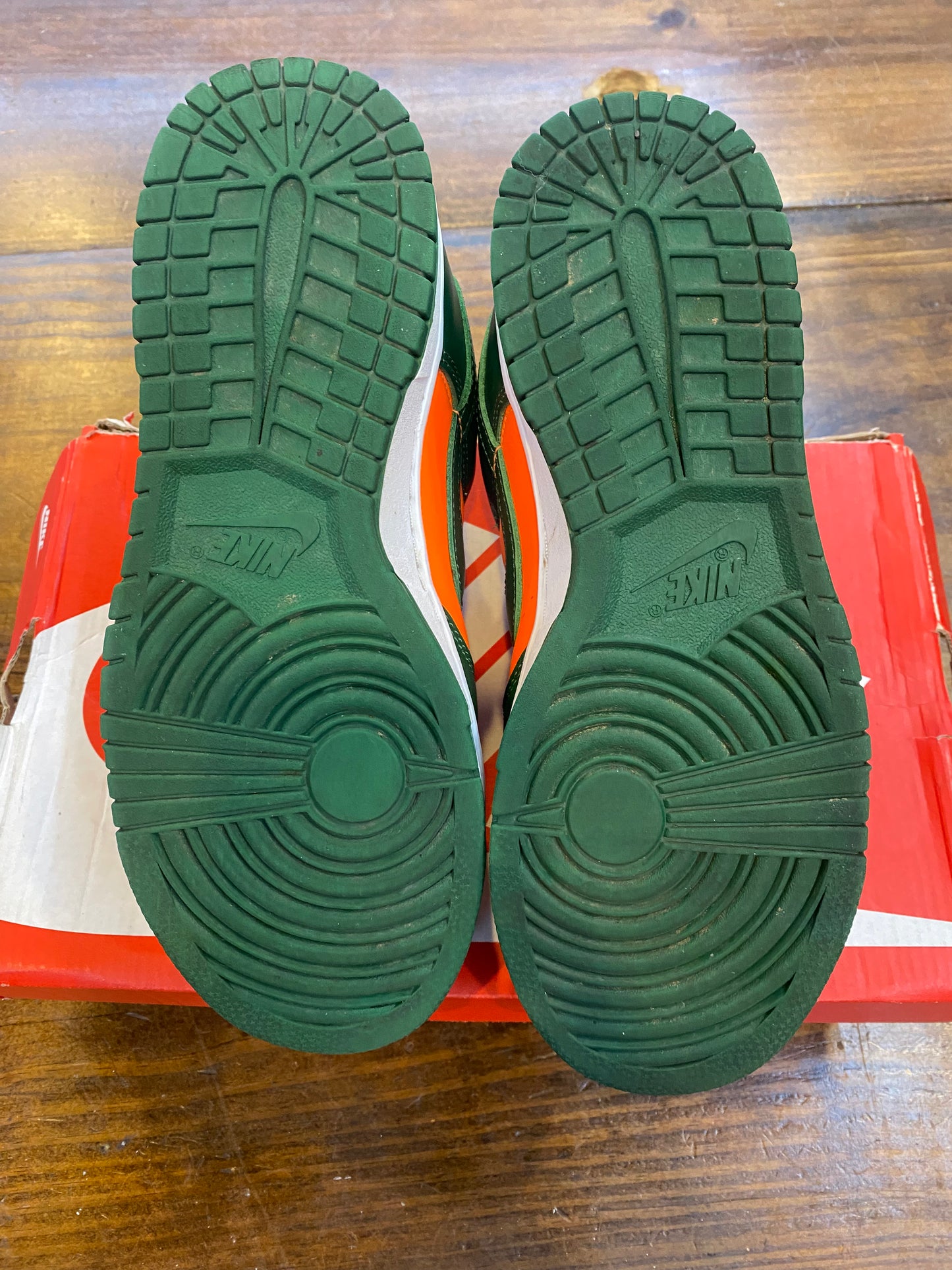 Dunk Low Miami Hurricanes PRE OWNED