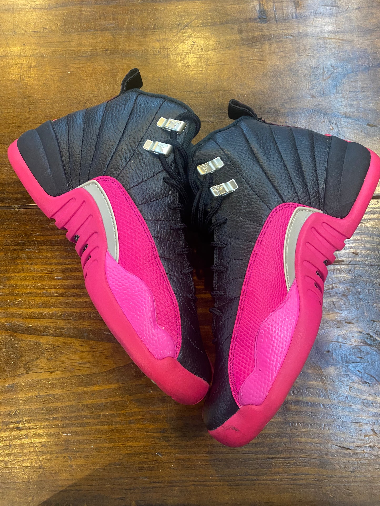 Jordan 12 Retro GS Deadly Pink PRE OWNED
