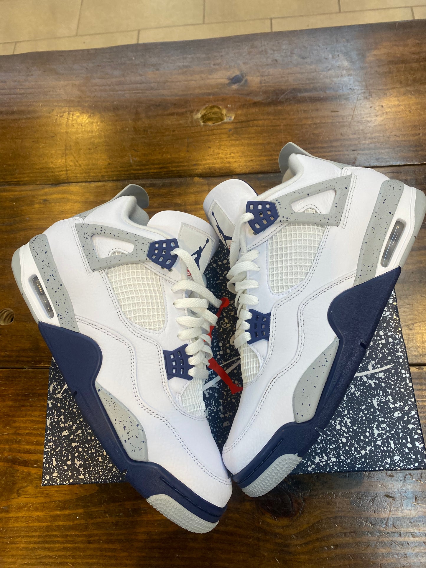 Jordan 4 Retro Midnight Navy PREV OWNED