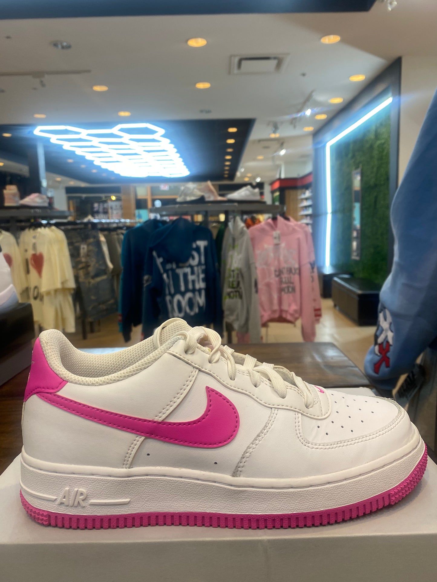 Air Force 1 GS White Laser Fuchsia PRE OWNED
