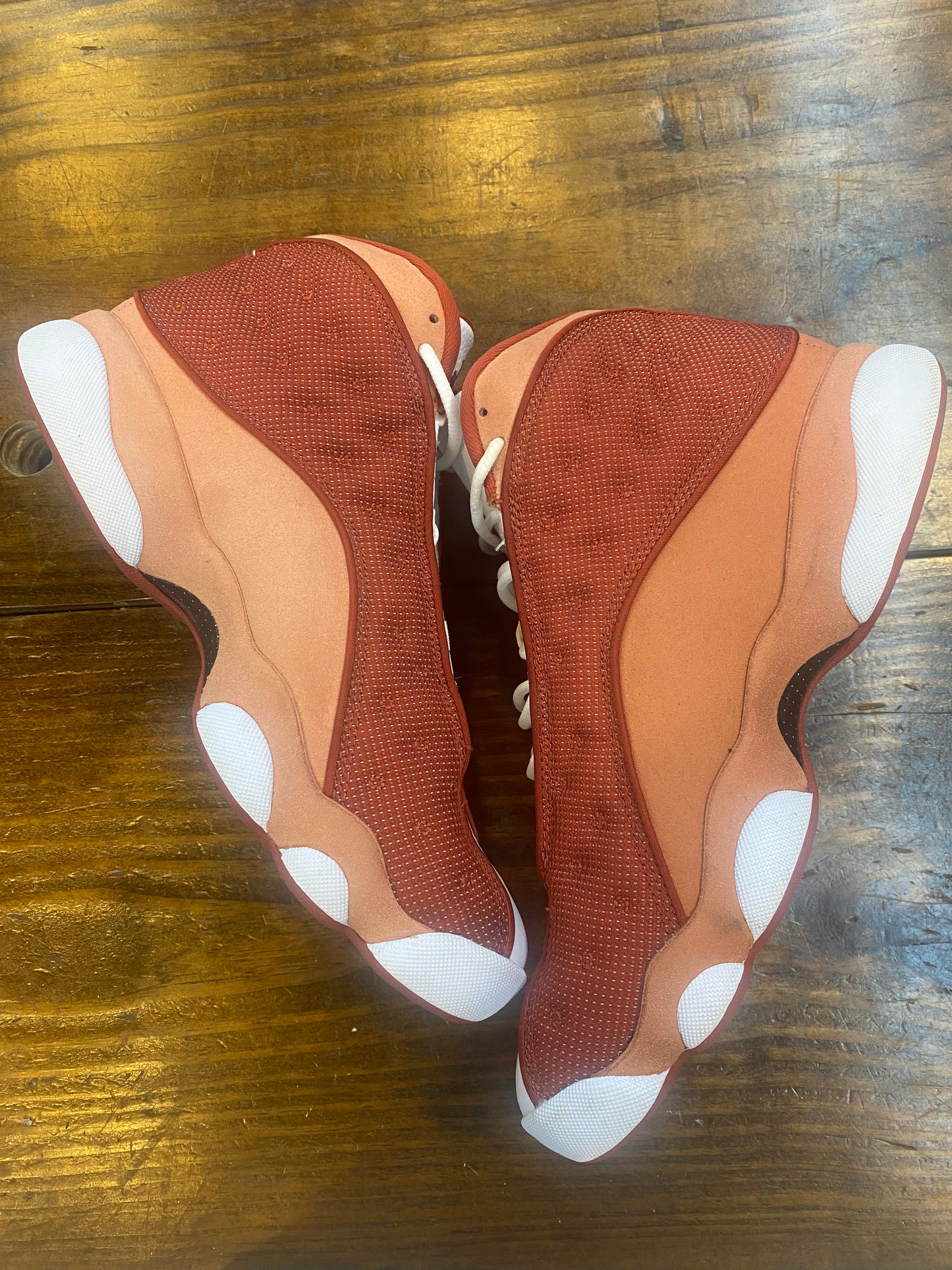 Jordan 13 Retro Dune Red PRE OWNED