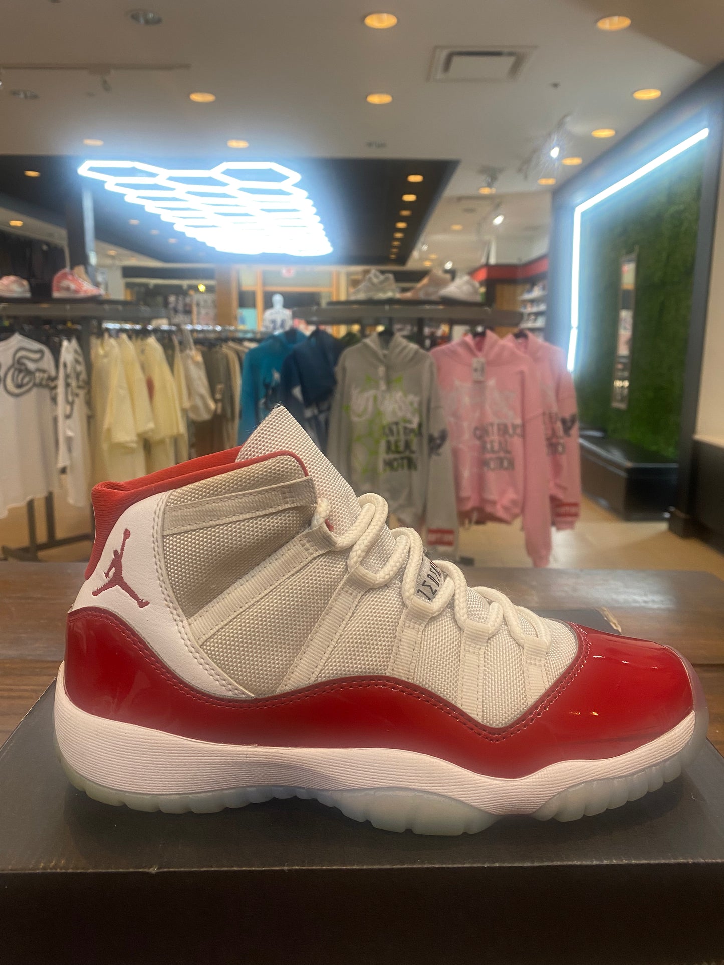 Jordan 11 Retro GS Cherry PRE OWNED