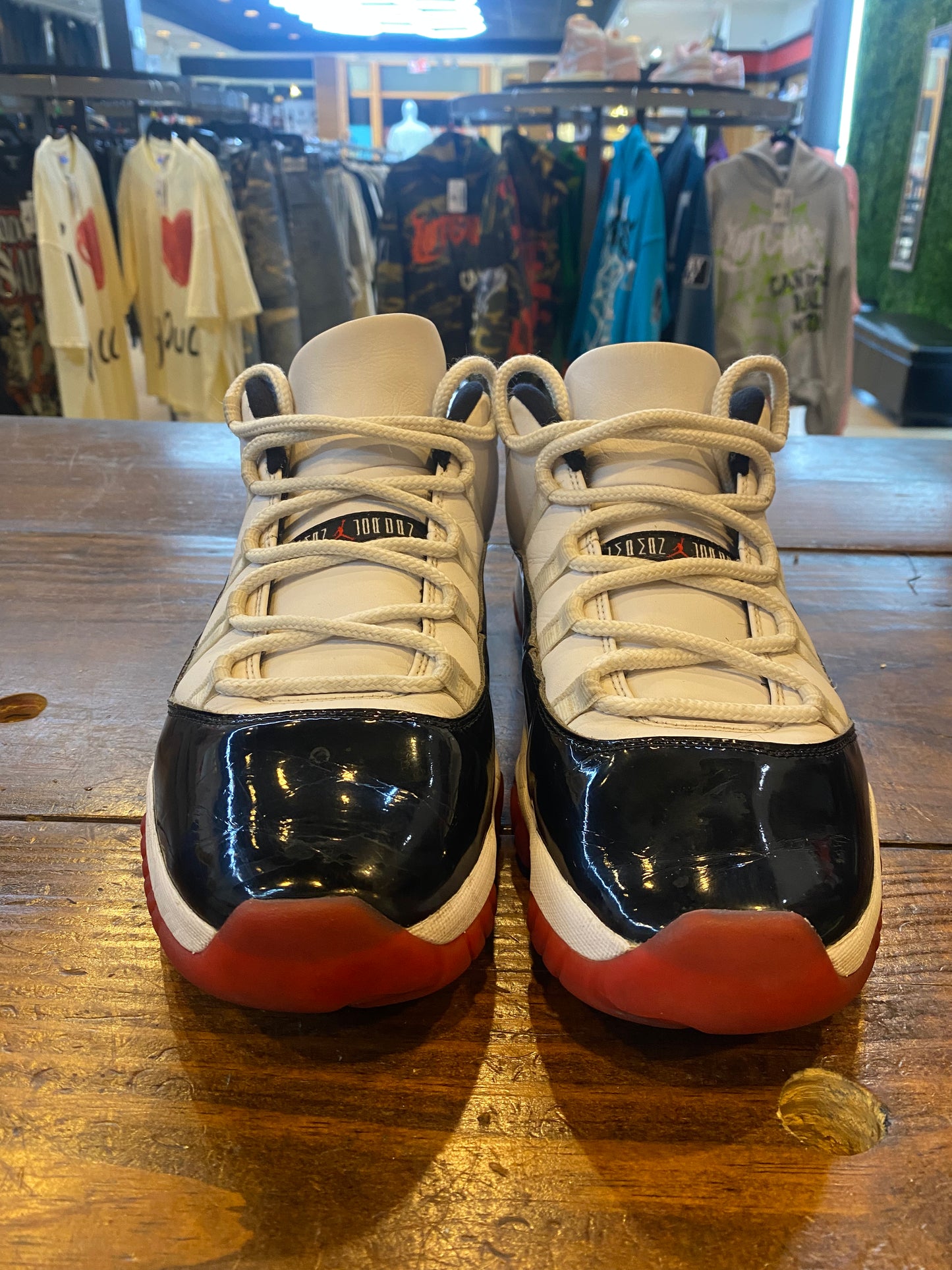 Jordan 11 Retro Low Concord Bred PRE OWNED