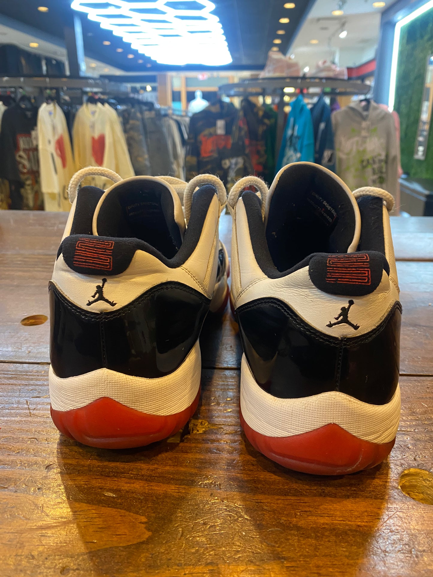 Jordan 11 Retro Low Concord Bred PRE OWNED