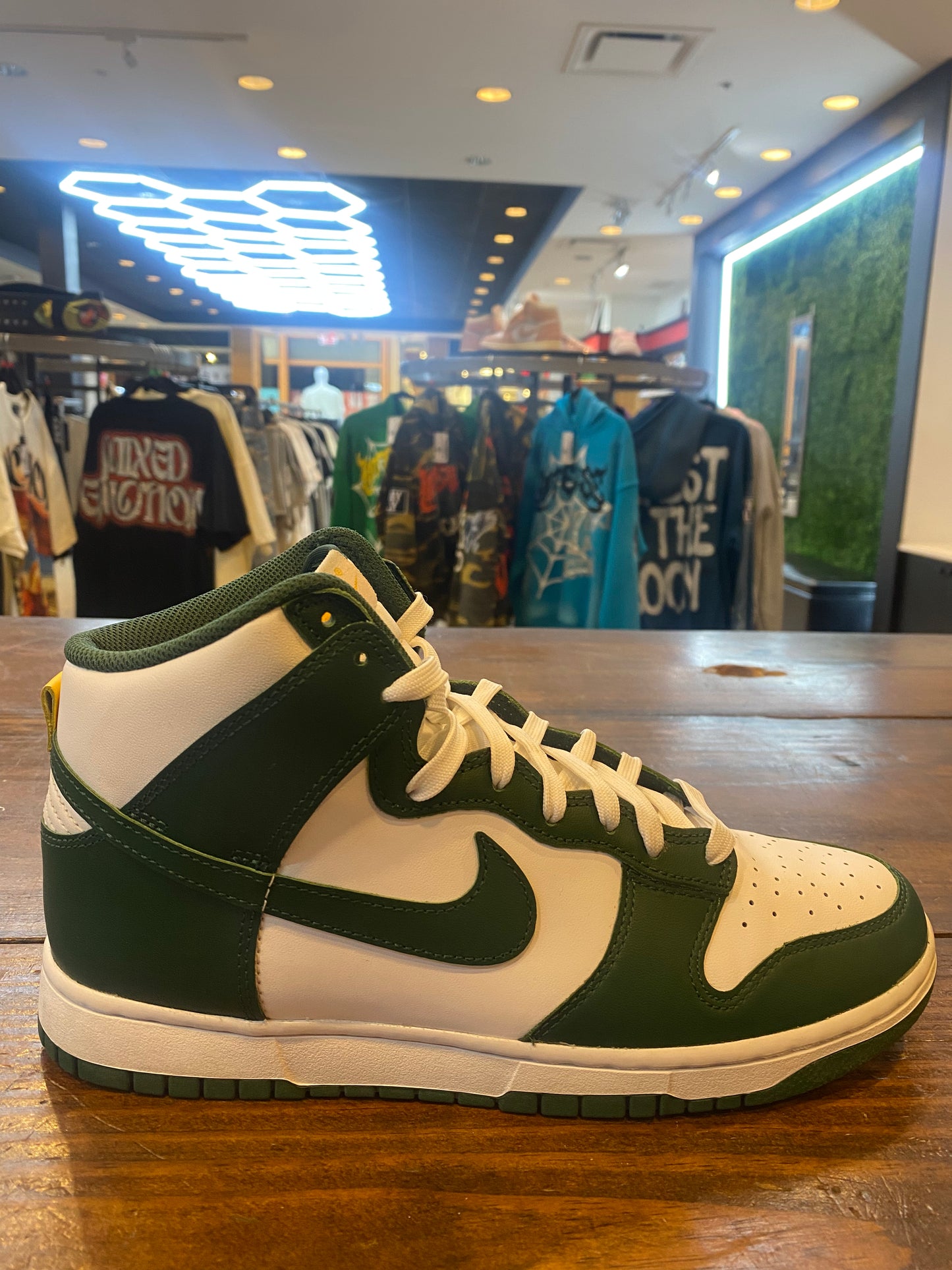 Dunk High Australia PRE OWNED