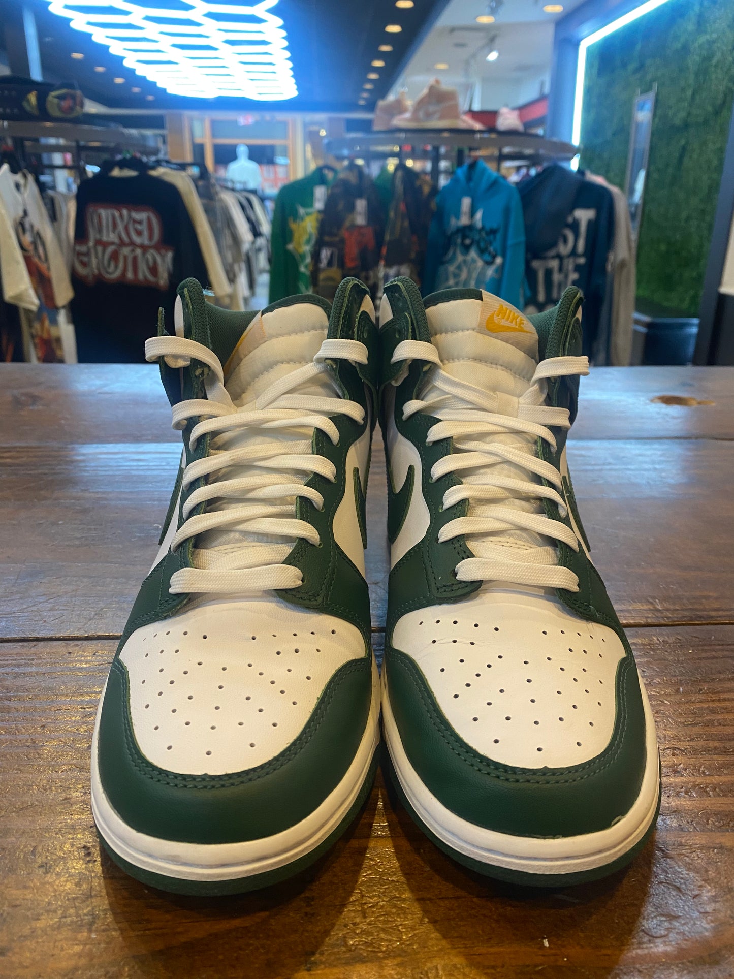 Dunk High Australia PRE OWNED