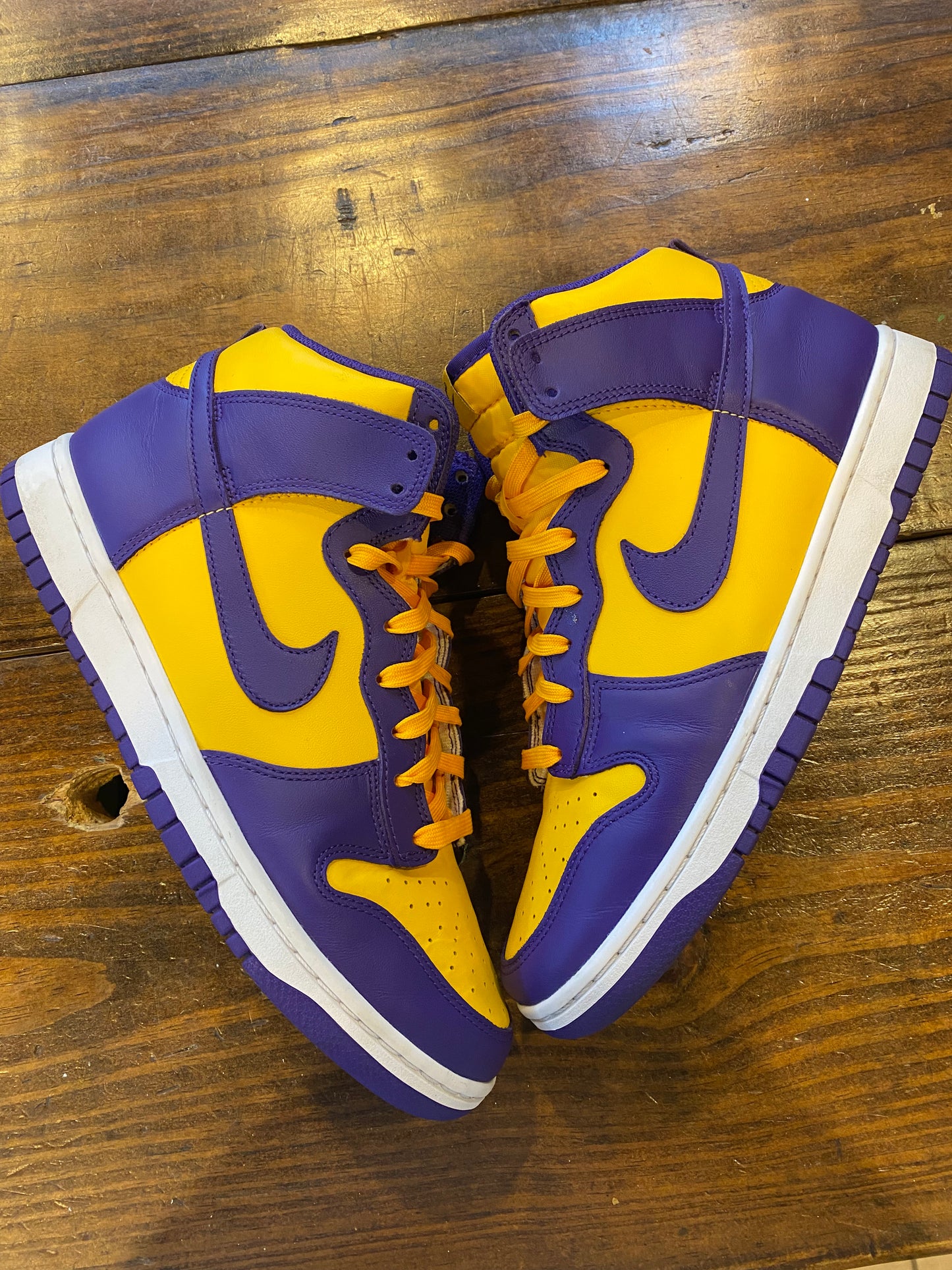 Dunk High Lakers PRE OWNED