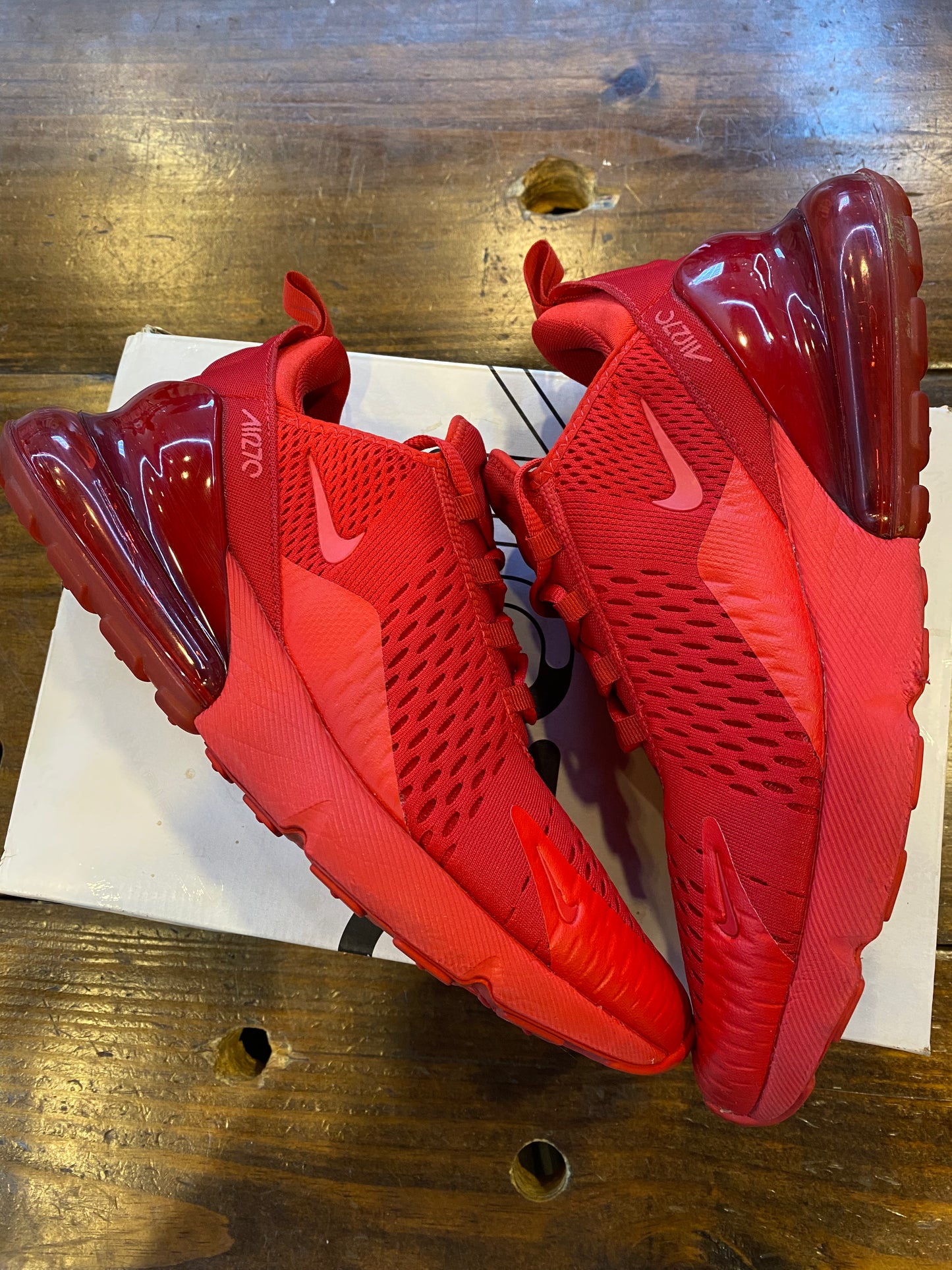 Air Max 270 University Red PRE OWNED